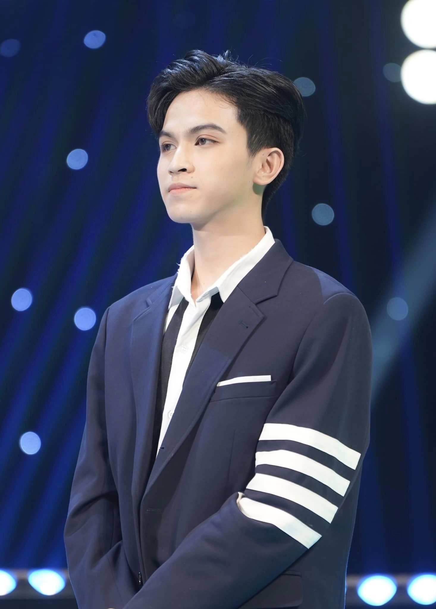 Hot Boy C I L Ng Qu Ch Ph Th Nh Ra Sao Sau N M N I Ti Ng