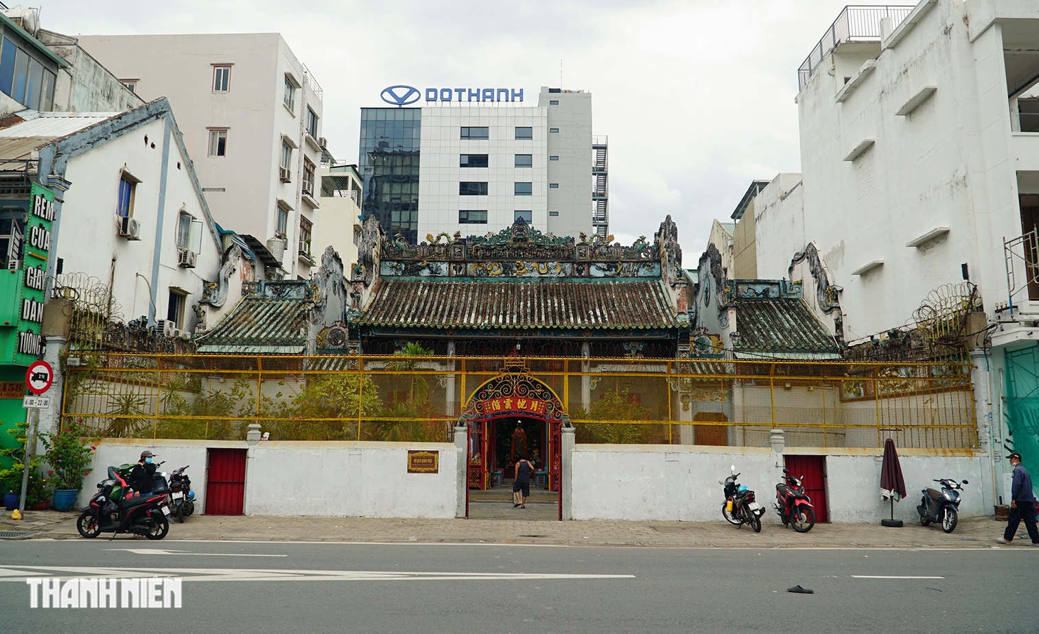 Chùa Bà Thiên Hậu: Di sản văn hóa 138 năm giữa TP.HCM - Ảnh 1. Chùa Bà Thiên Hậu: Di sản văn hóa 138 năm giữa TP.HCM - Ảnh 1.