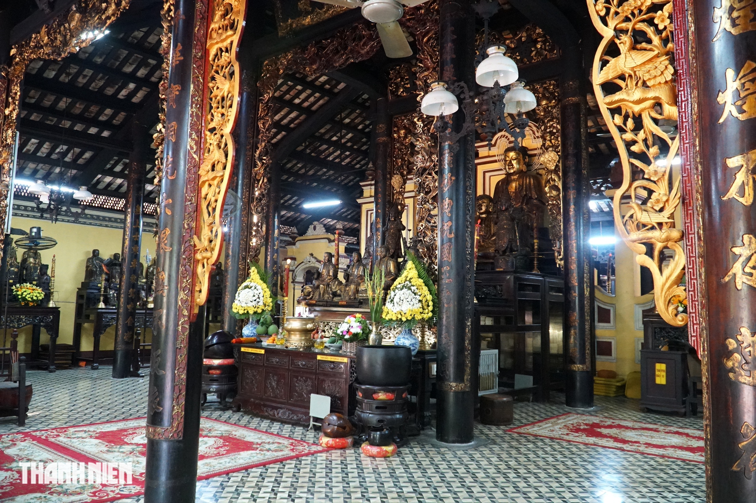 Đại lễ Vesak 2025: Đến ngôi chùa gần 300 tuổi, có 113 tượng cổ ở TP.HCM - Ảnh 9.