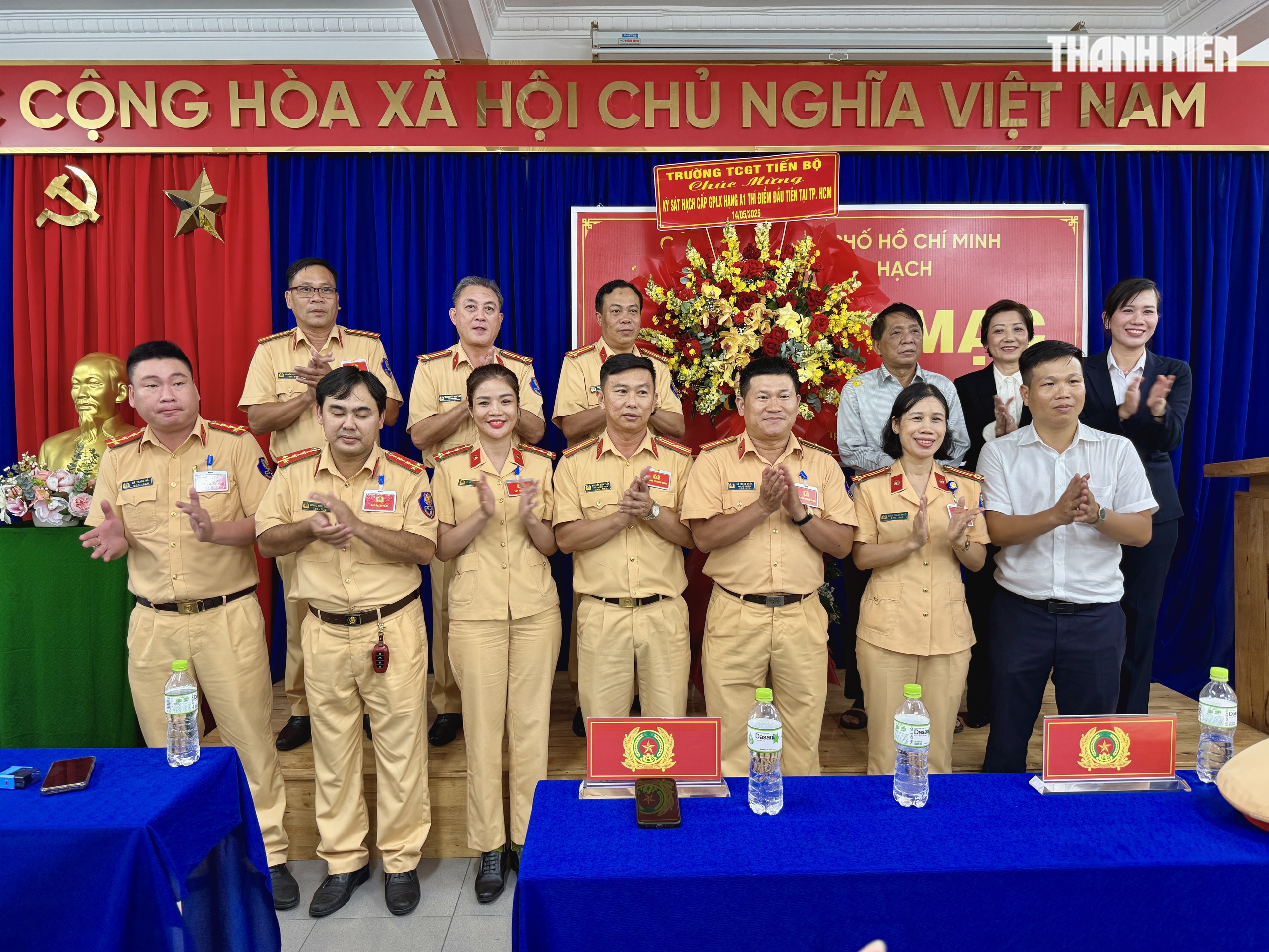 CSGT tổ chức thi sát hạch bằng lái xe A1: Điểm mới có lợi cho thí sinh- Ảnh 10. CSGT tổ chức thi sát hạch bằng lái xe A1: Điểm mới có lợi cho thí sinh- Ảnh 10.