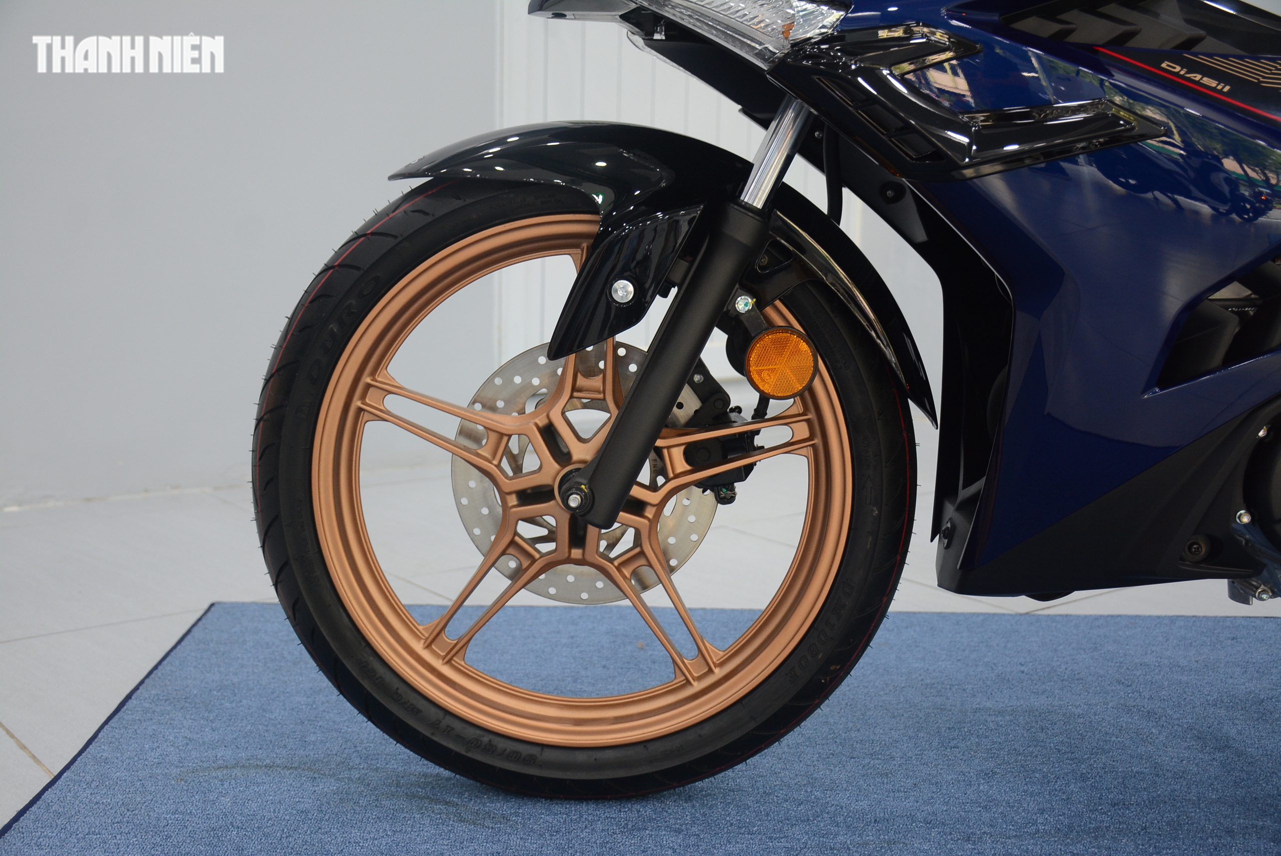 Xe c&ocirc;n tay Yamaha Y15ZR SE nhập khẩu Malaysia về Việt Nam, chỉ c&oacute; 25 chiếc - Ảnh 6.