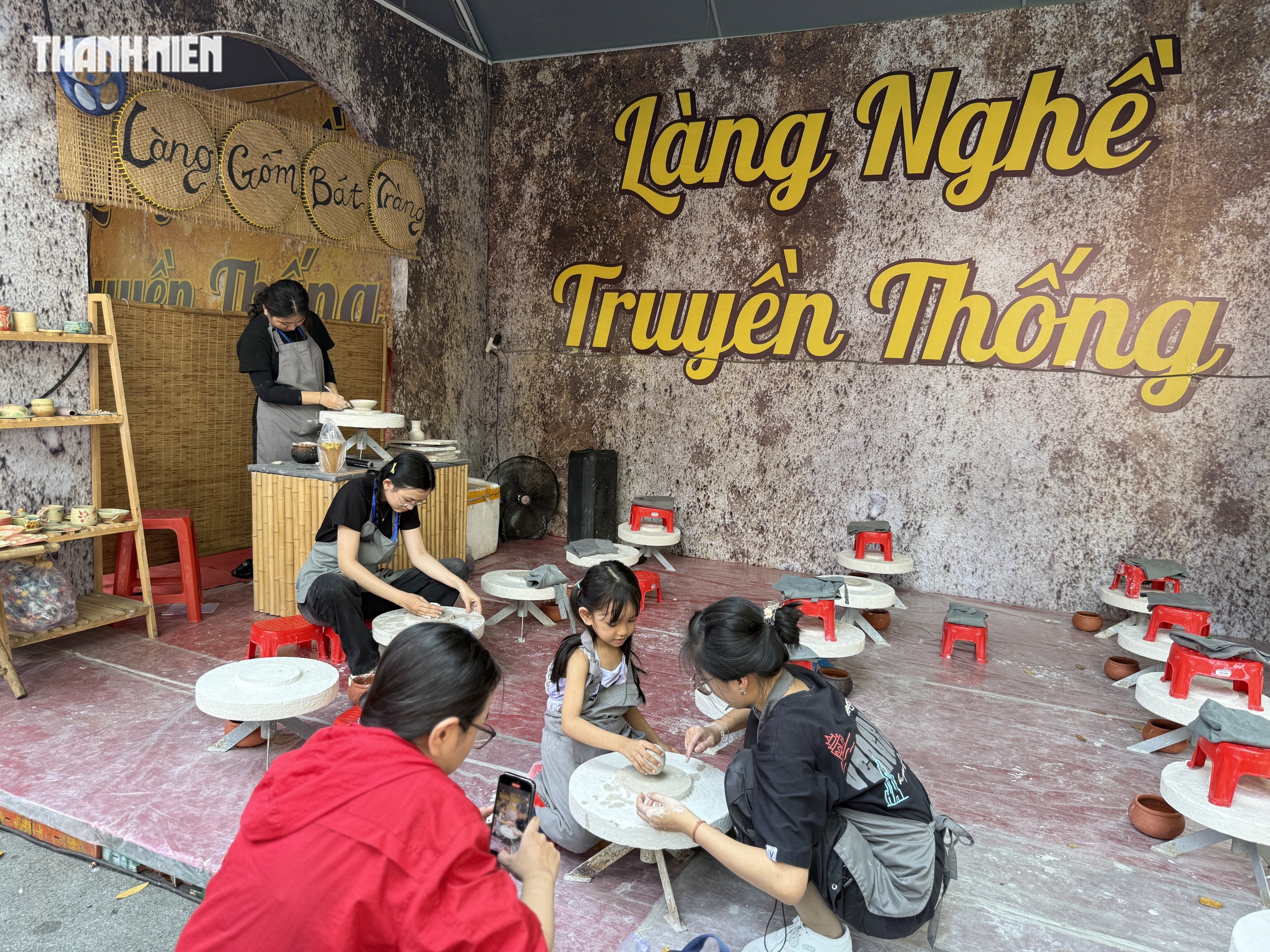 Bật mí địa điểm ăn tết Đoan Ngọ, quốc tế thiếu nhi ngay trung tâm TP.HCM - Ảnh 11.