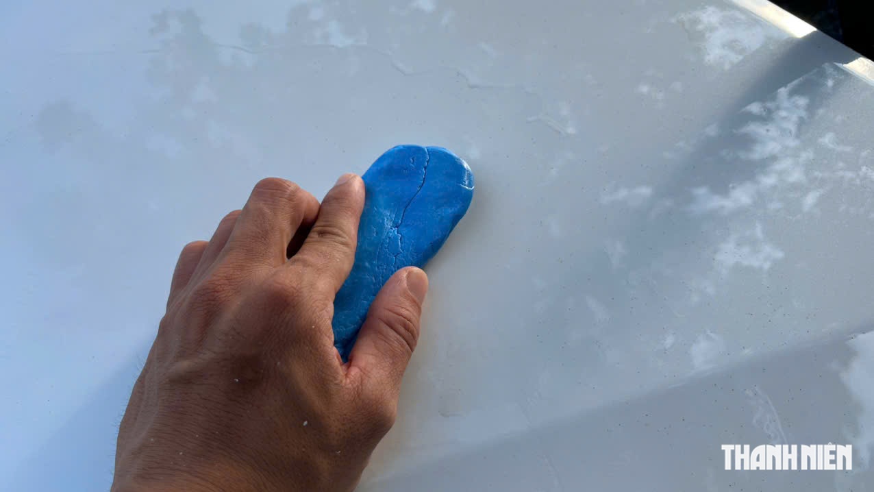 Mẹo tẩy nhựa cây ô tô hiệu quả giúp xe luôn sạch đẹp - Ảnh 4. Mẹo tẩy nhựa cây ô tô hiệu quả giúp xe luôn sạch đẹp - Ảnh 4.