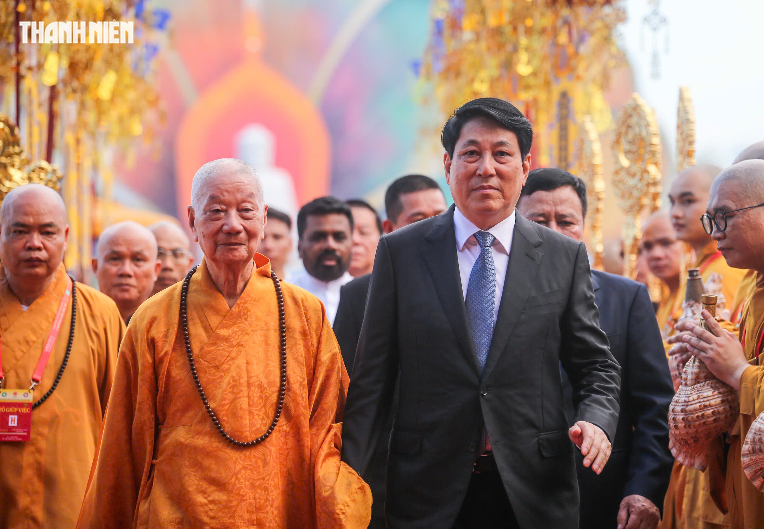 Toàn cảnh lễ khai mạc Vesak 2025: Đoàn kết và bao dung, hướng đến hạnh phúc an lạc cộng đồng - Ảnh 2.