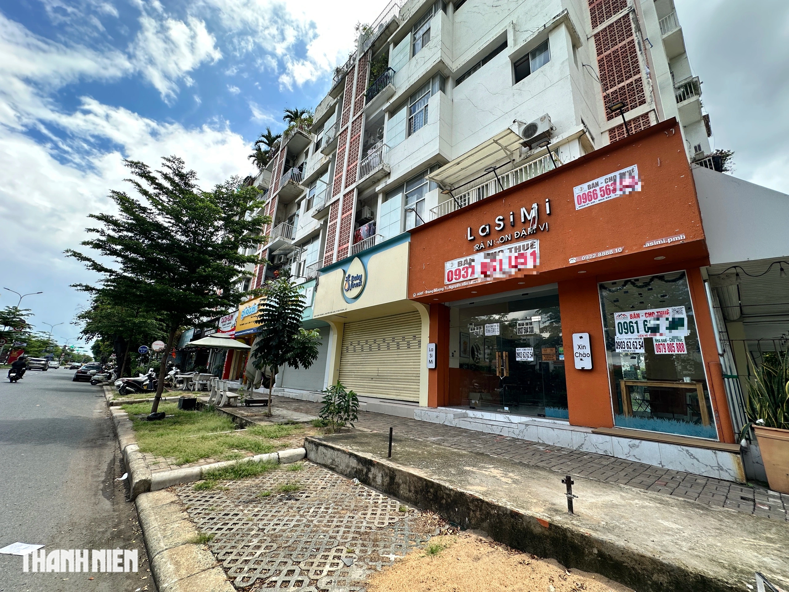 Chi chít mặt bằng trống ở phố ‘nhà giàu’ Phú Mỹ Hưng treo bảng cho thuê - Ảnh 2.