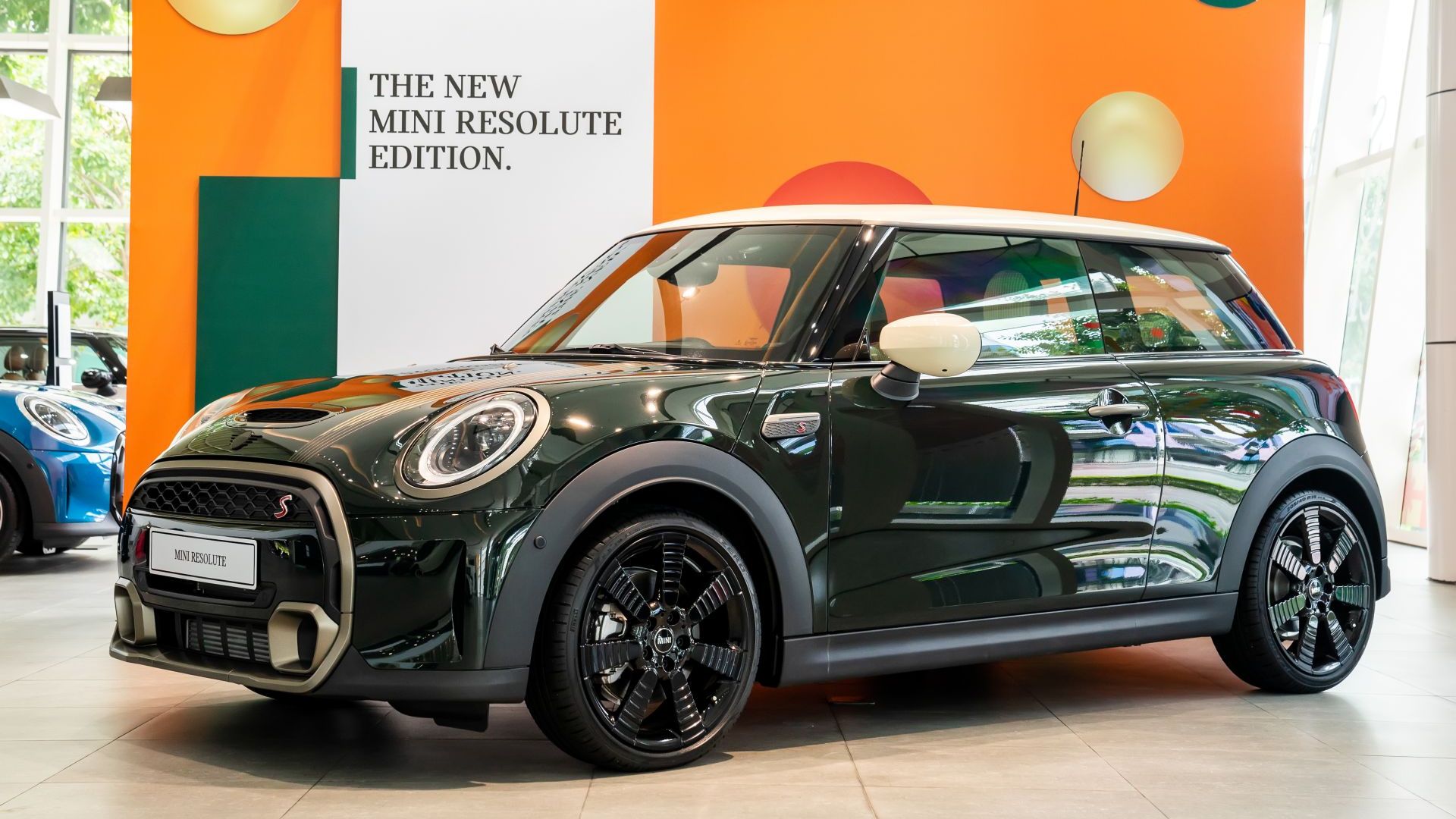 What's so special about MINI Cooper S Resolute Edition at nearly 2.3 billion VND?  - Photo 1.