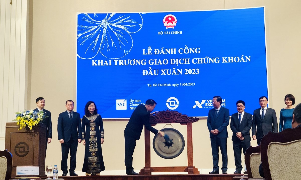 Phấn đấu nâng hạng thị trường chứng khoán Việt Nam