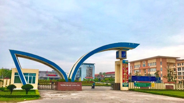 Trường ĐH Quảng Bình nợ hơn 1,5 tỉ đồng tiền bảo hiểm xã hội - Ảnh 1. Trường ĐH Quảng Bình nợ hơn 1,5 tỉ đồng tiền bảo hiểm xã hội - Ảnh 1.