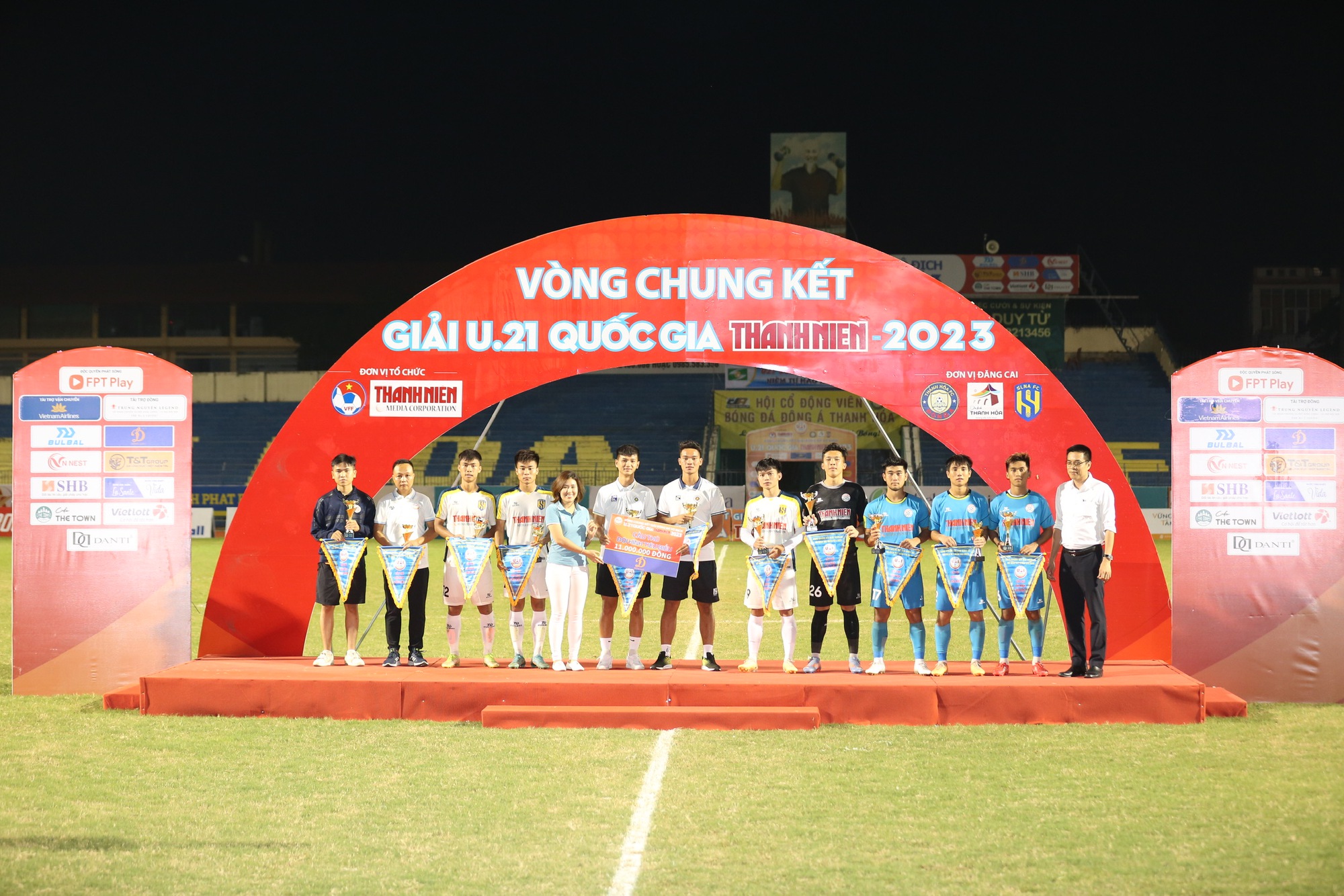 Sao mai U.23 Việt Nam xuất sắc nhất, PVF-CAND lần đầu vô địch giải U.21 - Ảnh 6.