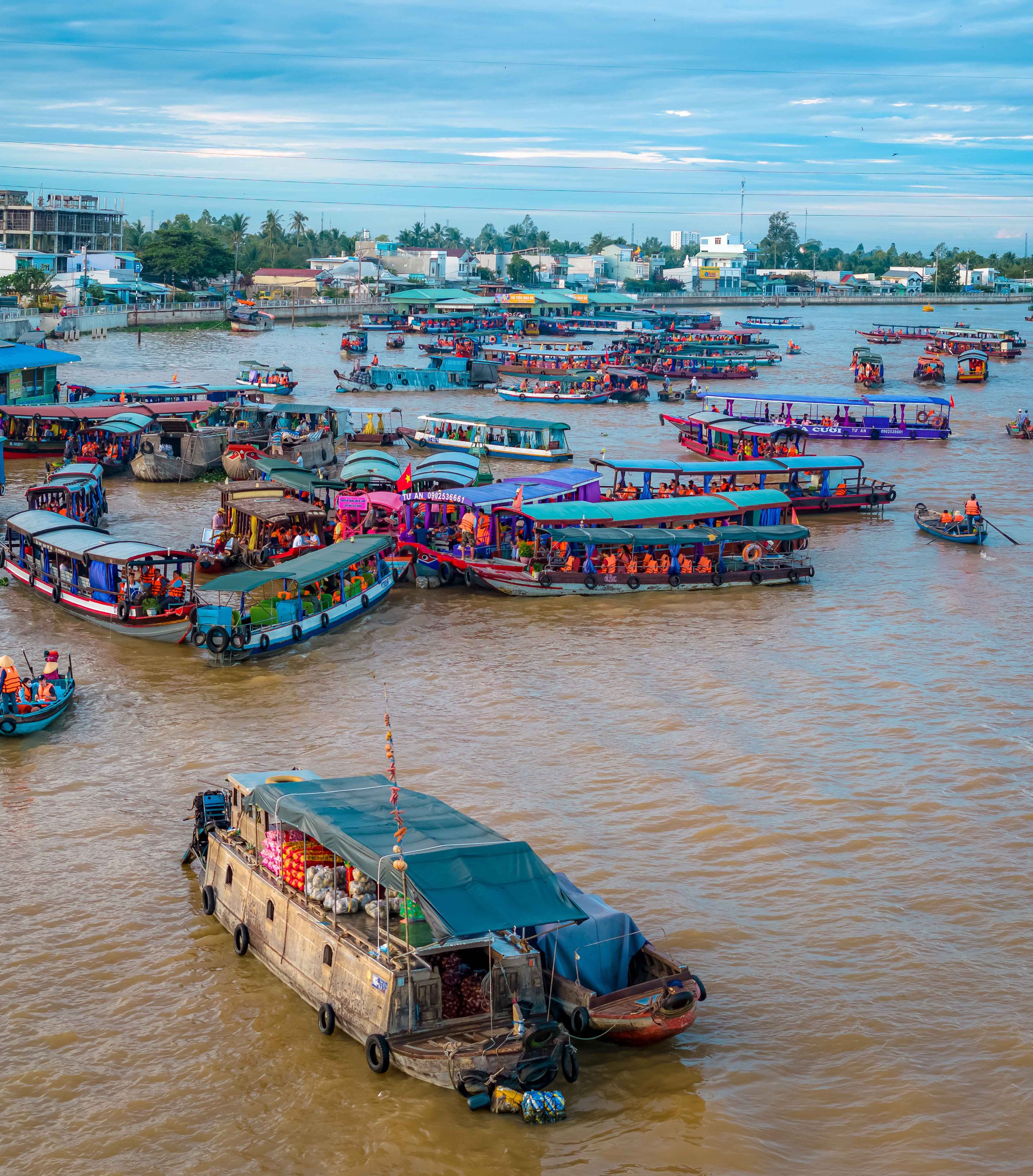 Báo nước ngoài gợi ý 10 lý do để du lịch Việt Nam - Ảnh 9.