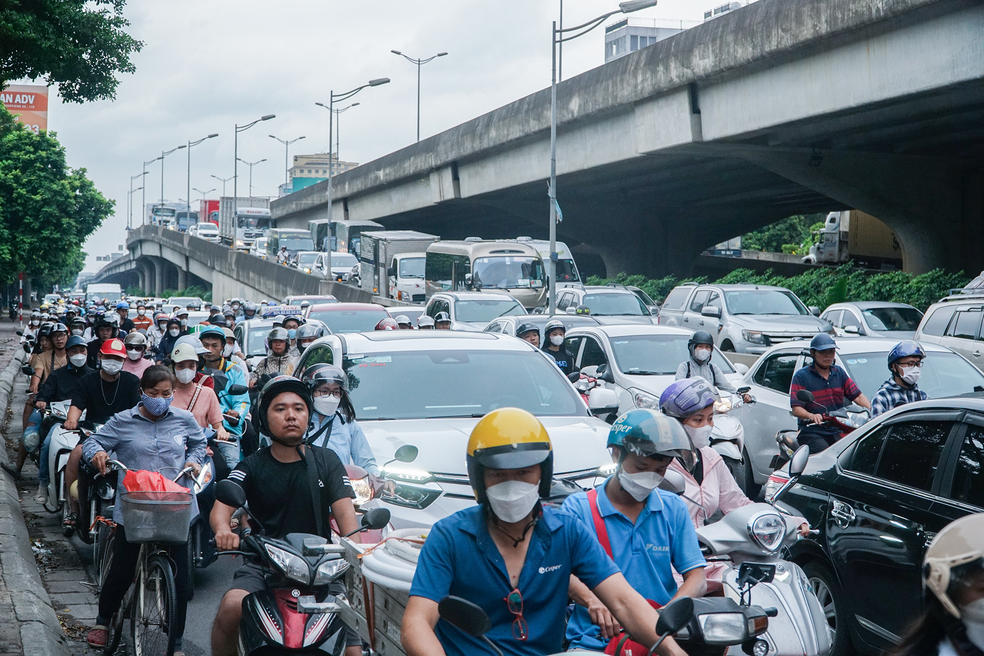 Sẽ có tem kiểm định khí thải mô tô, xe máy- Ảnh 1. Sẽ có tem kiểm định khí thải mô tô, xe máy- Ảnh 1.