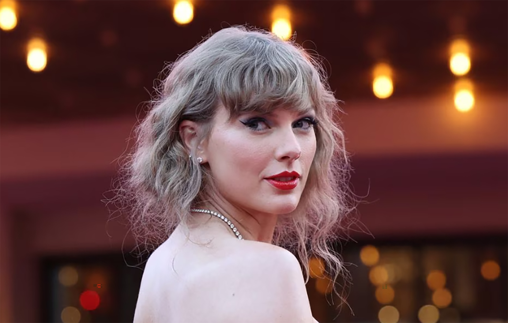 Phim ca nhạc của Taylor Swift 'cháy vé'