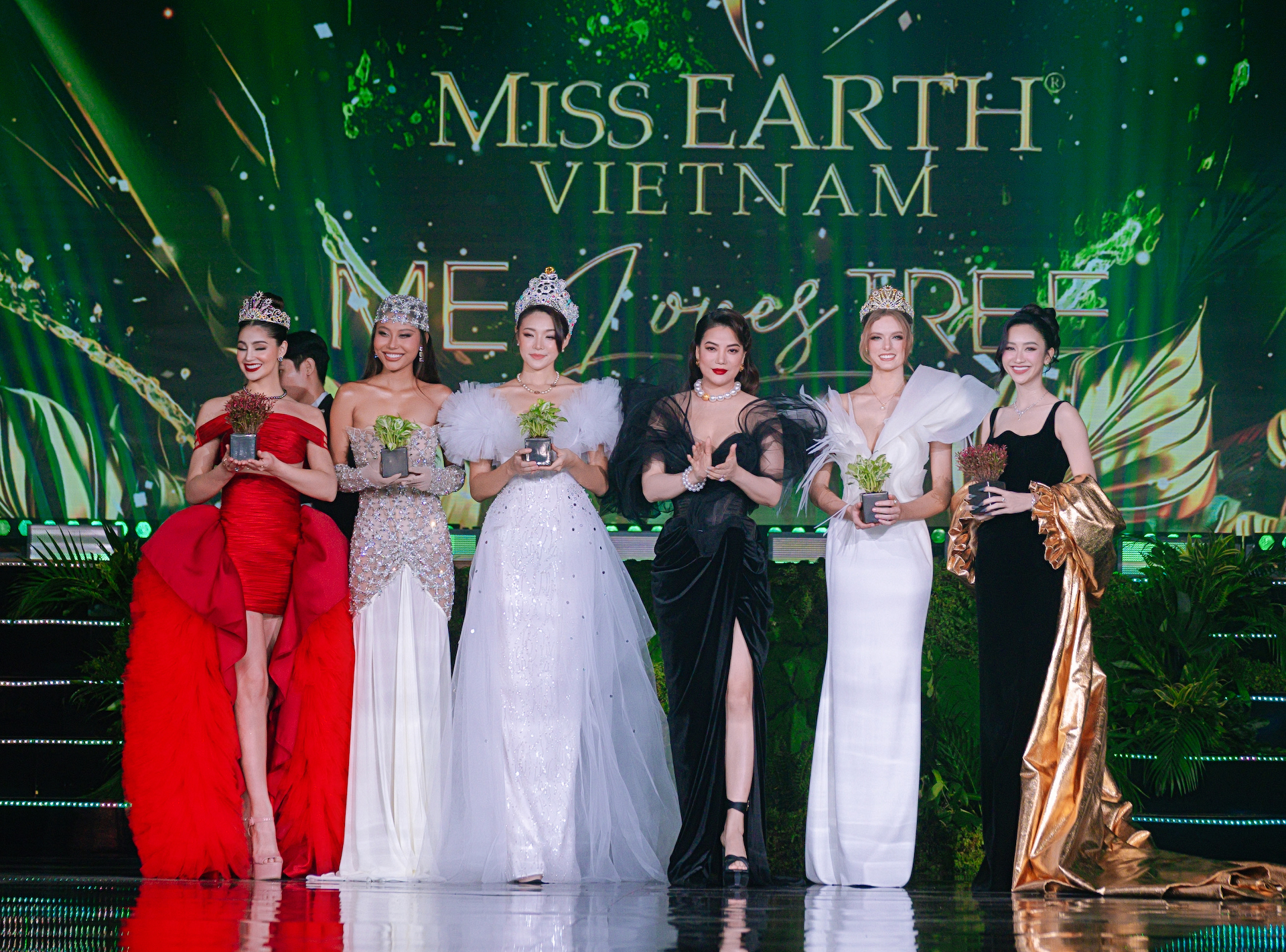 Trương Ngọc Ánh đọ sắc cùng dàn mỹ nhân Hoa hậu Trái đất 2022  - Ảnh 10.