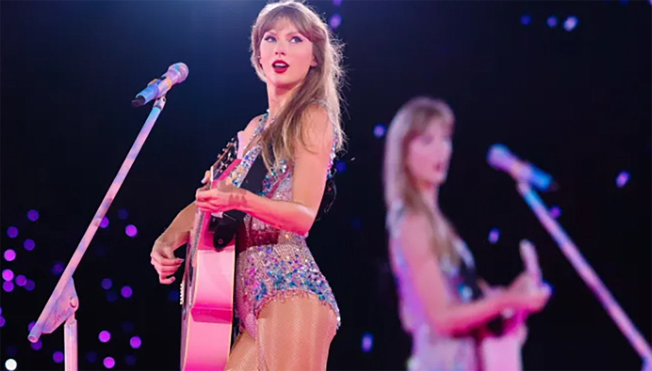 ‘Taylor Swift: The Eras Tour’ khơi dậy cuộc tranh luận khi xem phim ca nhạc - Ảnh 1.