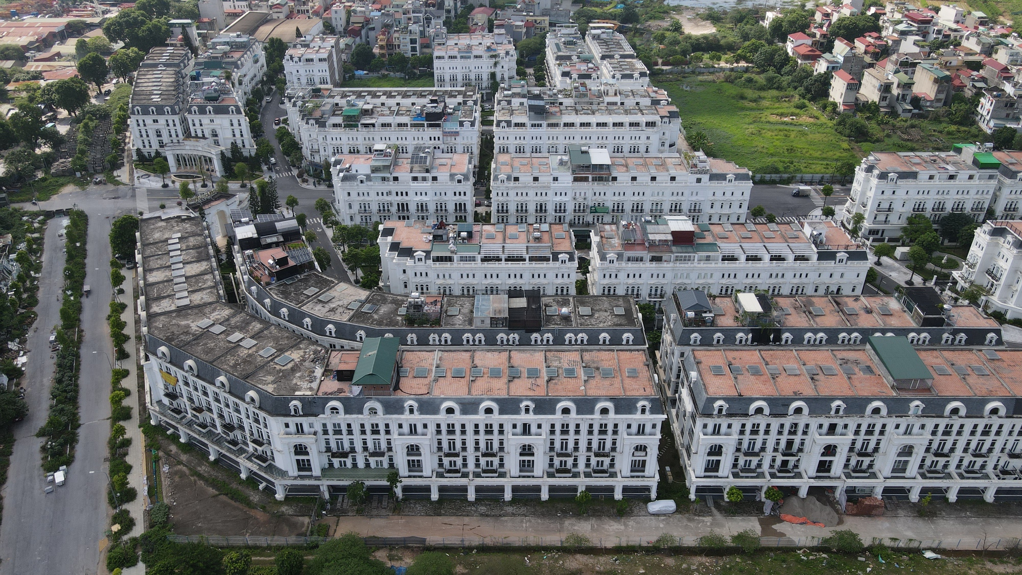 Bộ Xây dựng đề xuất lập trung tâm giao dịch bất động sản, quyền sử dụng đất - Ảnh 3. Bộ Xây dựng đề xuất lập trung tâm giao dịch bất động sản, quyền sử dụng đất - Ảnh 3.