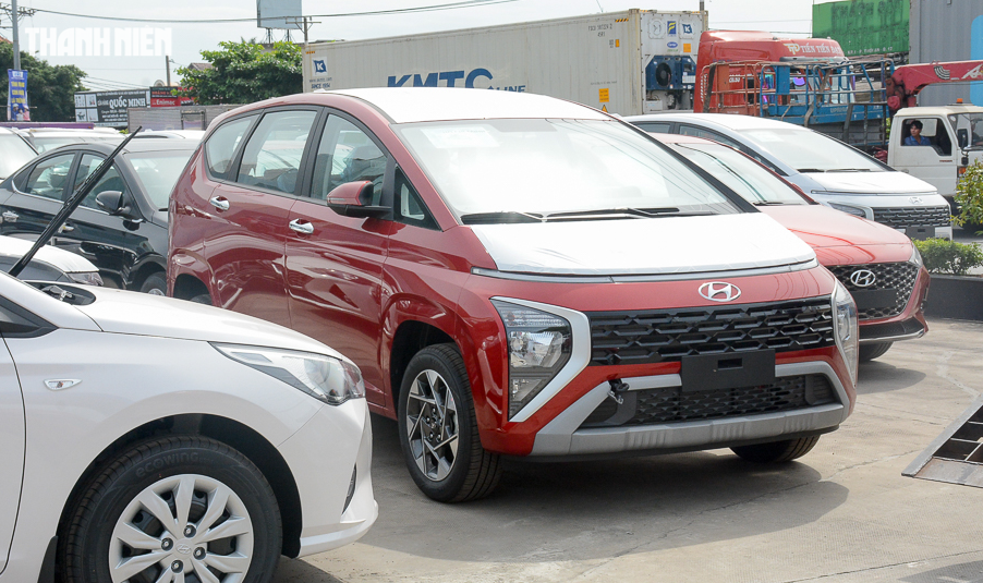 Người Việt tăng mua sắm ô tô lắp ráp trong nước, tiêu thụ xe nhập khẩu giảm - Ảnh 2. Người Việt tăng mua sắm ô tô lắp ráp trong nước, tiêu thụ xe nhập khẩu giảm - Ảnh 2.
