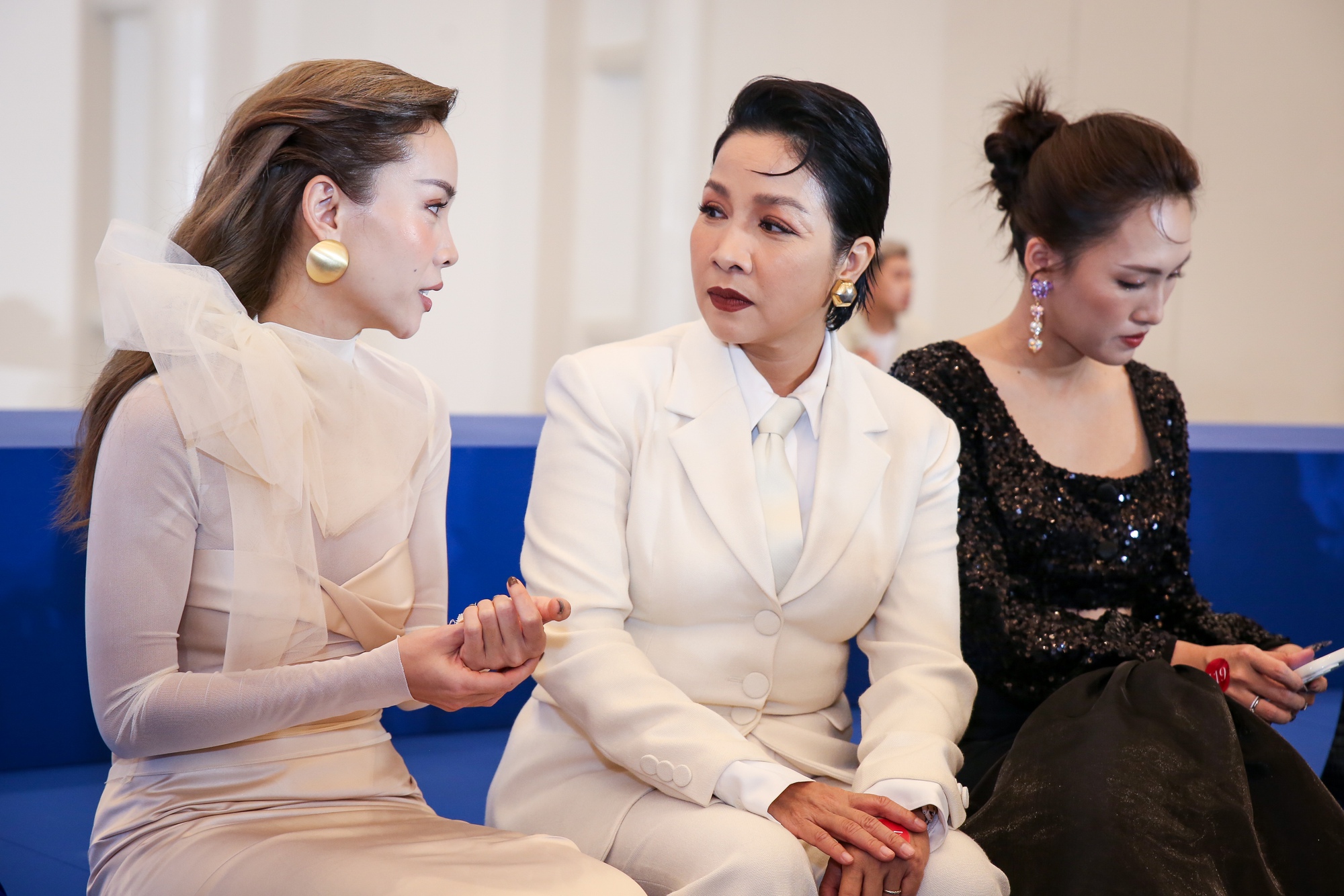 Lệ Quyên tình tứ bên bạn trai Lâm Bảo Châu - Ảnh 8. Lệ Quyên tình tứ bên bạn trai Lâm Bảo Châu - Ảnh 8.