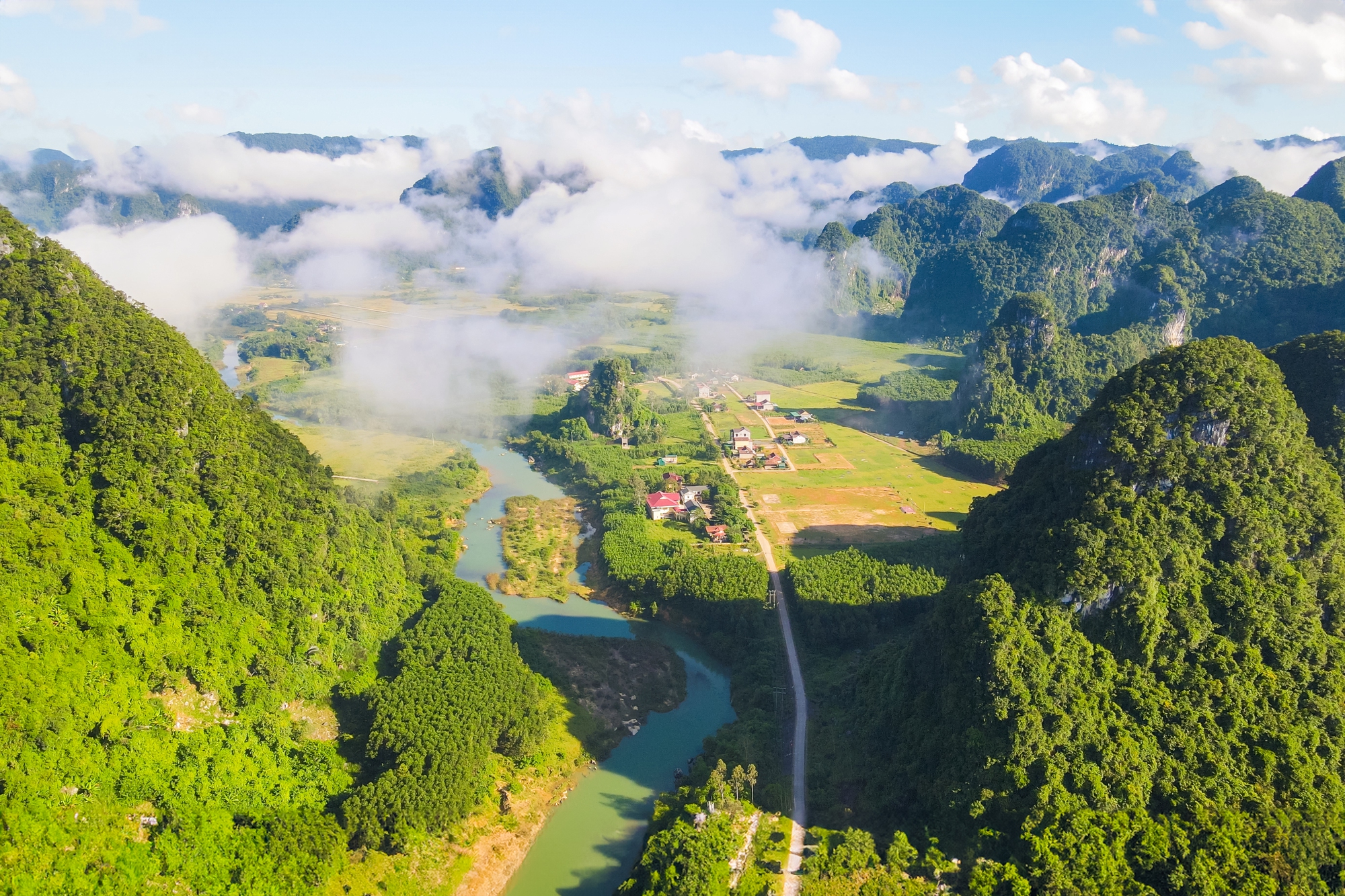 Tân Hóa, làng quê Quảng Bình có gì mà thành làng du lịch tốt nhất thế giới? - Ảnh 3. Tân Hóa, làng quê Quảng Bình có gì mà thành làng du lịch tốt nhất thế giới? - Ảnh 3.