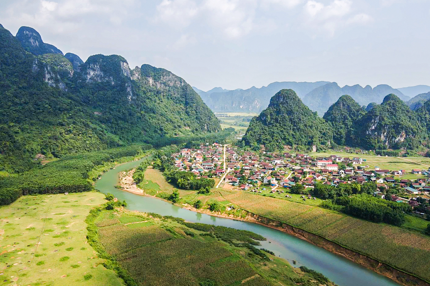 Tân Hóa, làng quê Quảng Bình có gì mà thành làng du lịch tốt nhất thế giới? - Ảnh 2.
