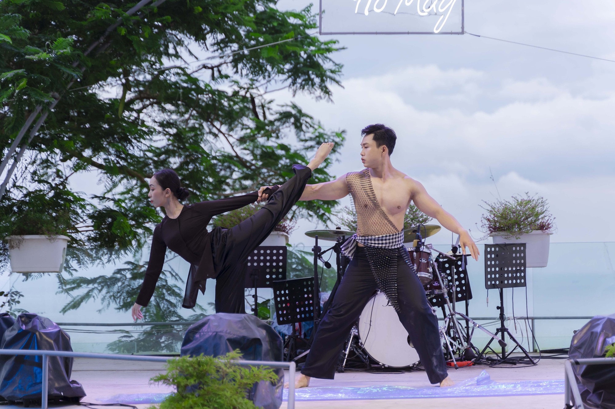 Thí sinh Siêu mẫu Thể hình Việt Nam khoe body săn chắc - Ảnh 5. Thí sinh Siêu mẫu Thể hình Việt Nam khoe body săn chắc - Ảnh 5.