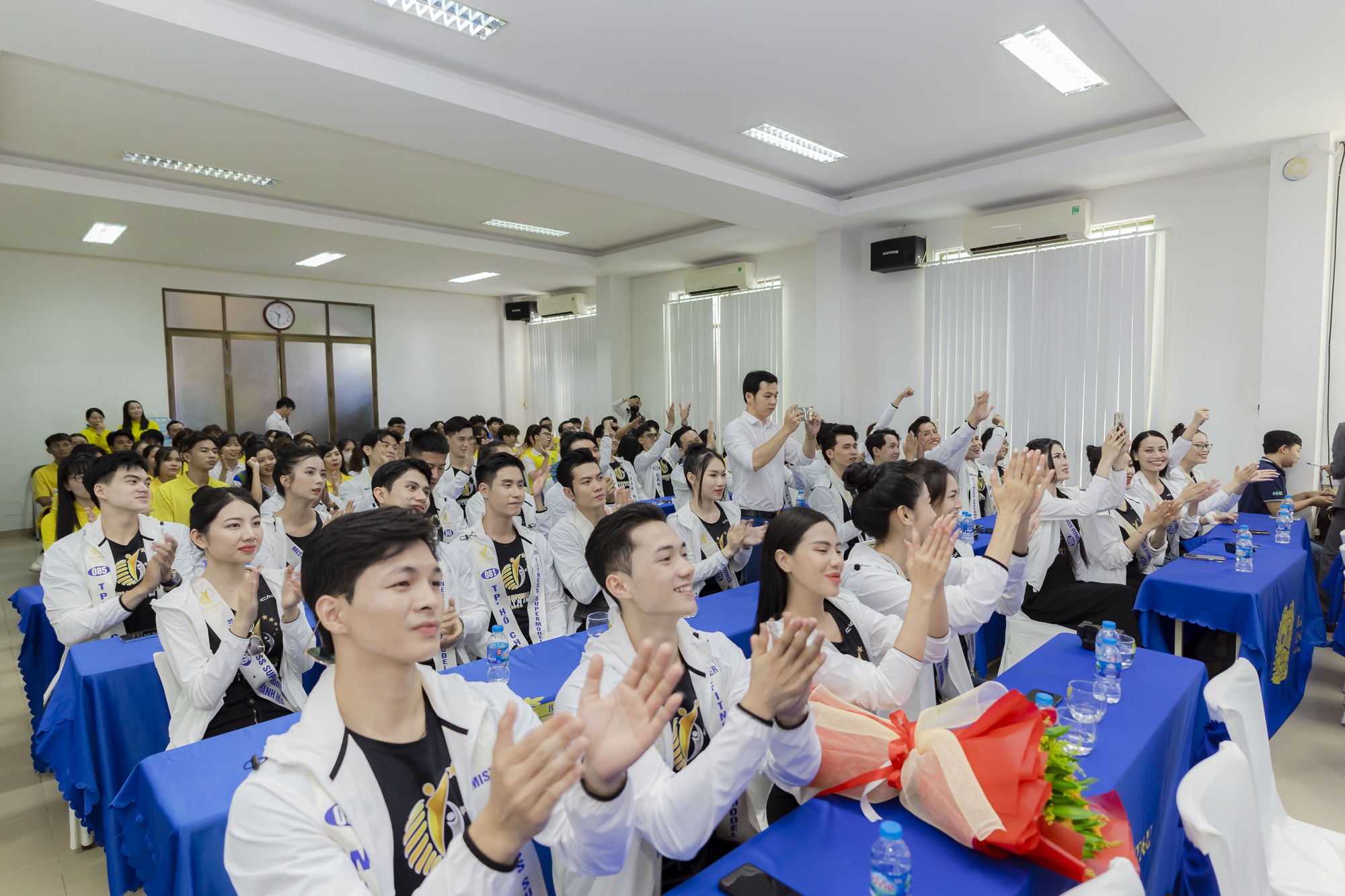 Thí sinh Siêu mẫu Thể hình Việt Nam khoe body săn chắc - Ảnh 8. Thí sinh Siêu mẫu Thể hình Việt Nam khoe body săn chắc - Ảnh 8.