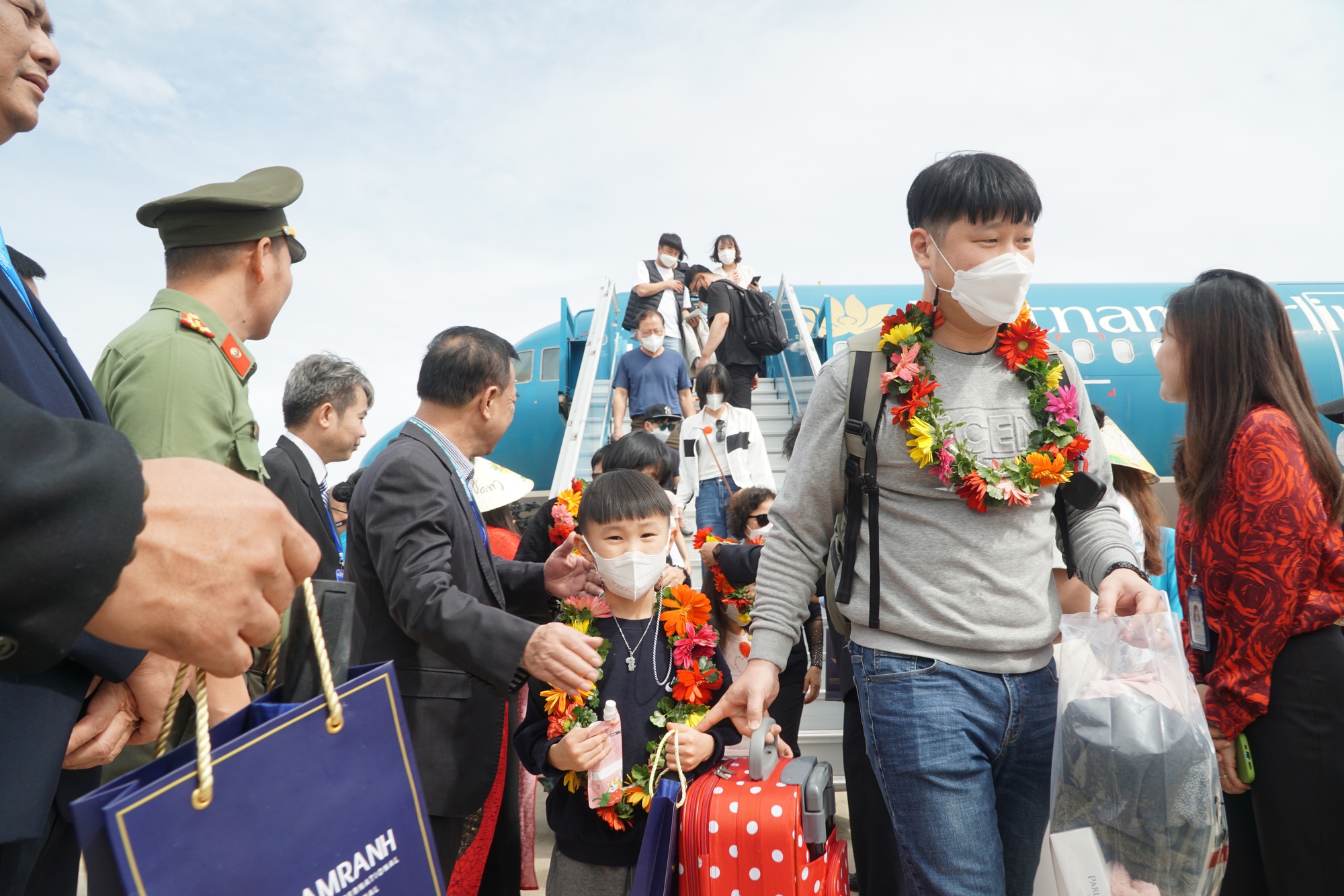 Mở lại đường bay Quảng Châu - Cam Ranh, Khánh Hòa kỳ vọng phục hồi khách Trung Quốc - Ảnh 2.