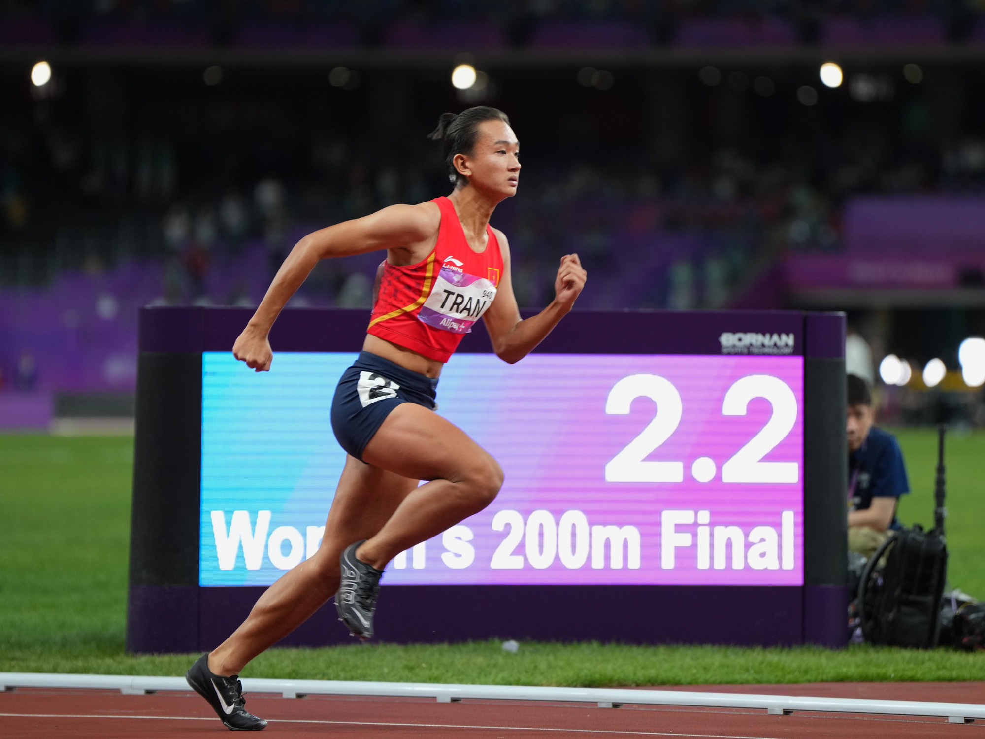 ASIAD 19: Bùi Thị Thu Thảo phạm quy 2 lần nhảy xa, Nguyễn Thị Oanh, Nhi Yến lại thua - Ảnh 1.