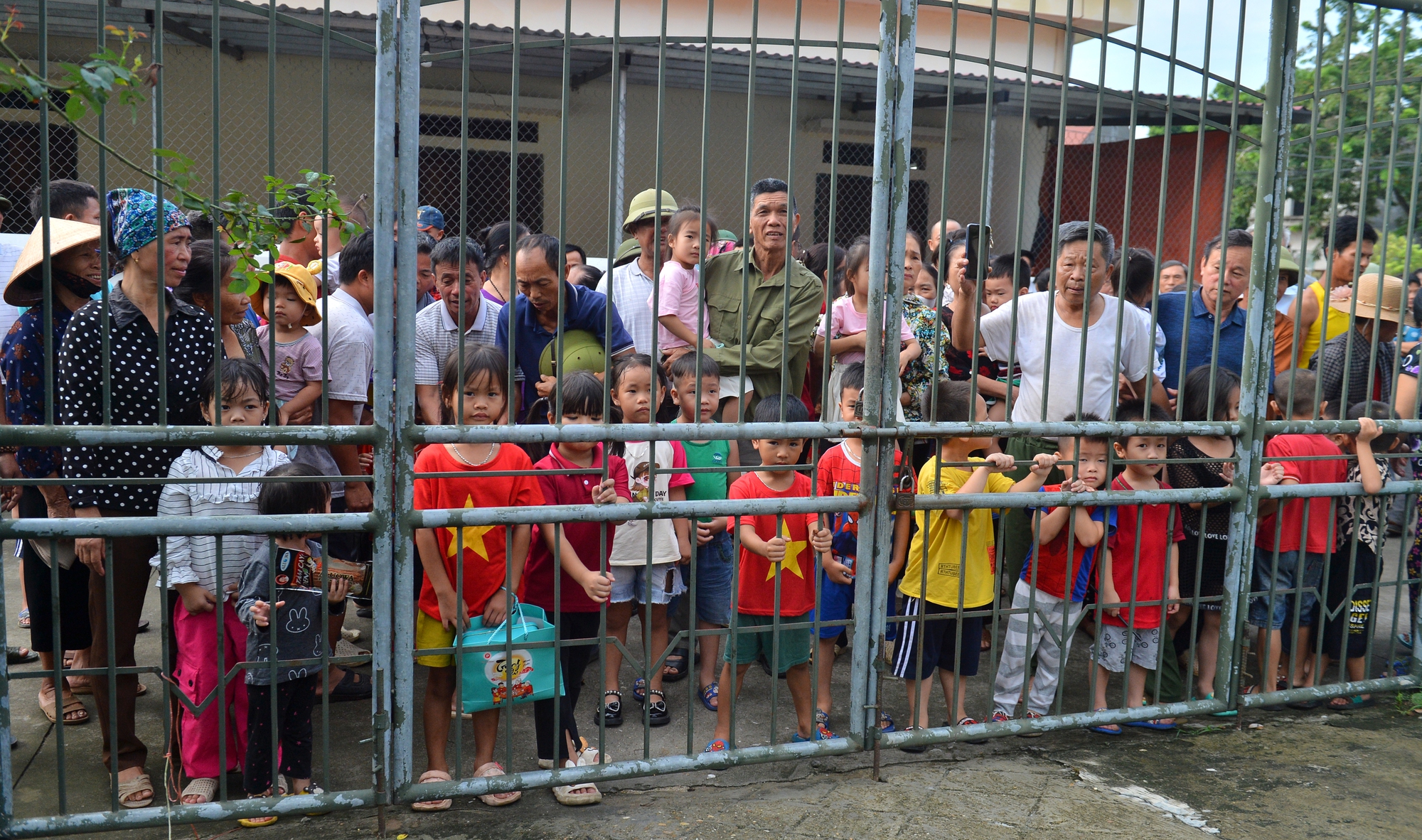 Vì sao hơn 200 trẻ mầm non ở Bắc Giang không đến trường?  - Ảnh 1.