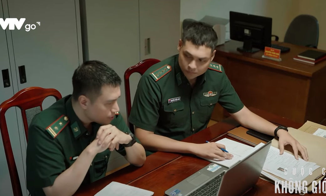 Phim ‘Cuộc chiến không giới tuyến’ tập 28: Đoàn bị bố vợ ‘nắm thóp’ vẫn trở mặt? - Ảnh 2. Phim ‘Cuộc chiến không giới tuyến’ tập 28: Đoàn bị bố vợ ‘nắm thóp’ vẫn trở mặt? - Ảnh 2.