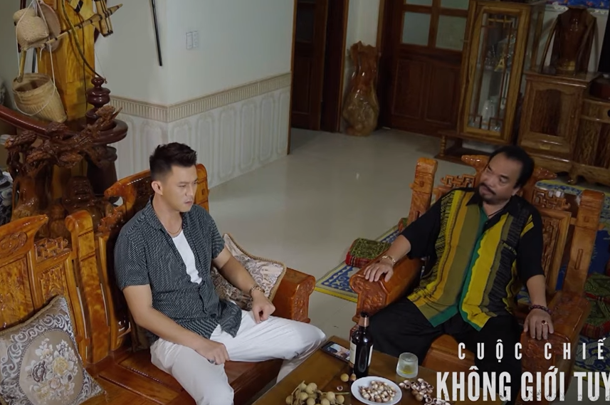 Phim ‘Cuộc chiến không giới tuyến’ tập 28: Đoàn bị bố vợ ‘nắm thóp’ vẫn trở mặt? - Ảnh 1. Phim ‘Cuộc chiến không giới tuyến’ tập 28: Đoàn bị bố vợ ‘nắm thóp’ vẫn trở mặt? - Ảnh 1.