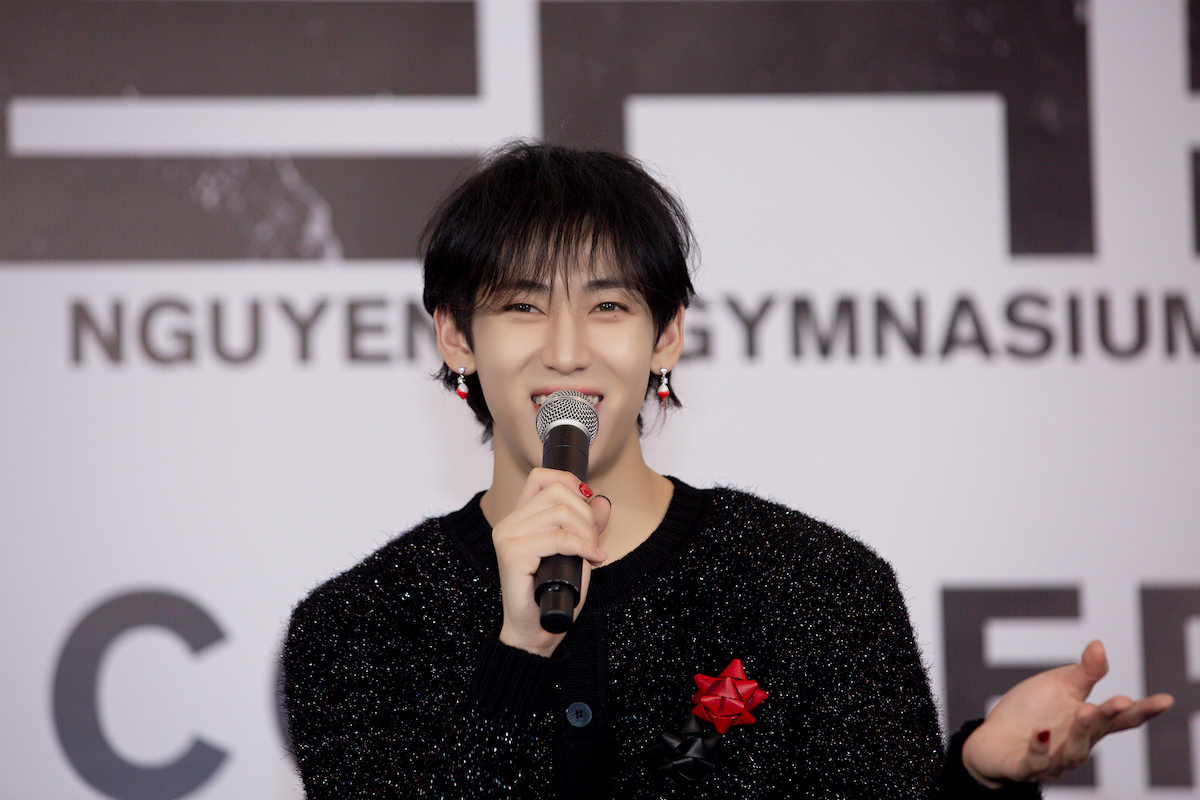 BamBam (GOT7) chúc fan 20.10 bằng tiếng Việt,ếnfanphấnkhíchkhinóitiếngViệ<strong>kết quả xổ số miền nam hôm nay</strong> được mẹ ruột ủng hộ tại họp báo - Ảnh 1.