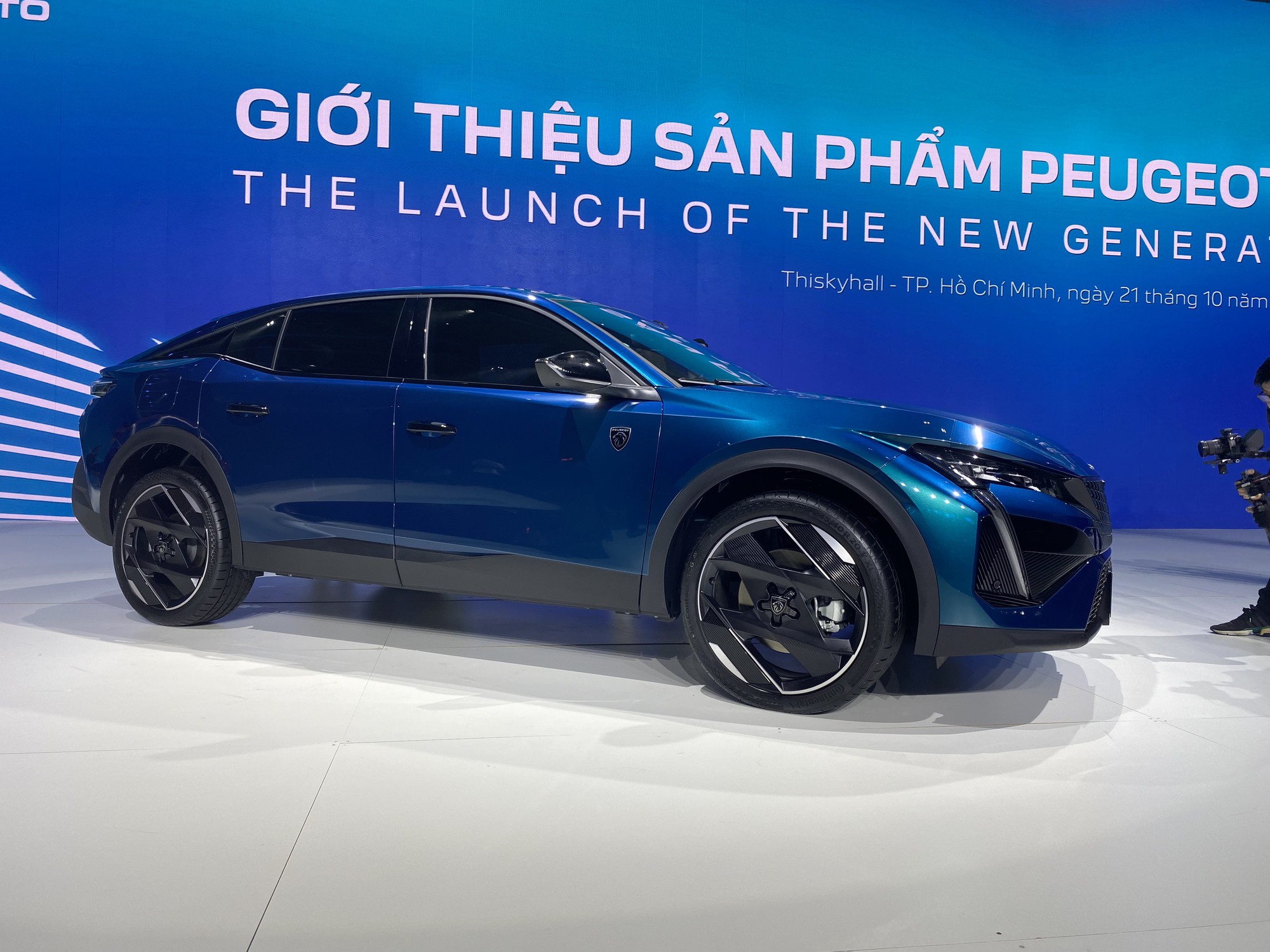 Loạt trang bị 'phá cách' của Peugeot 408 GT tại Việt Nam   - Ảnh 11.