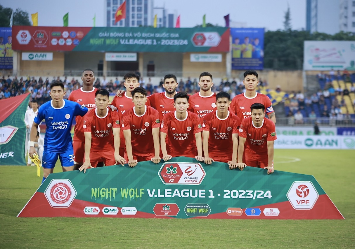 Sao đội tuyển Việt Nam bị đau, SLNA chơi hay nhưng hòa đáng tiếc trước Viettel - Ảnh 1.