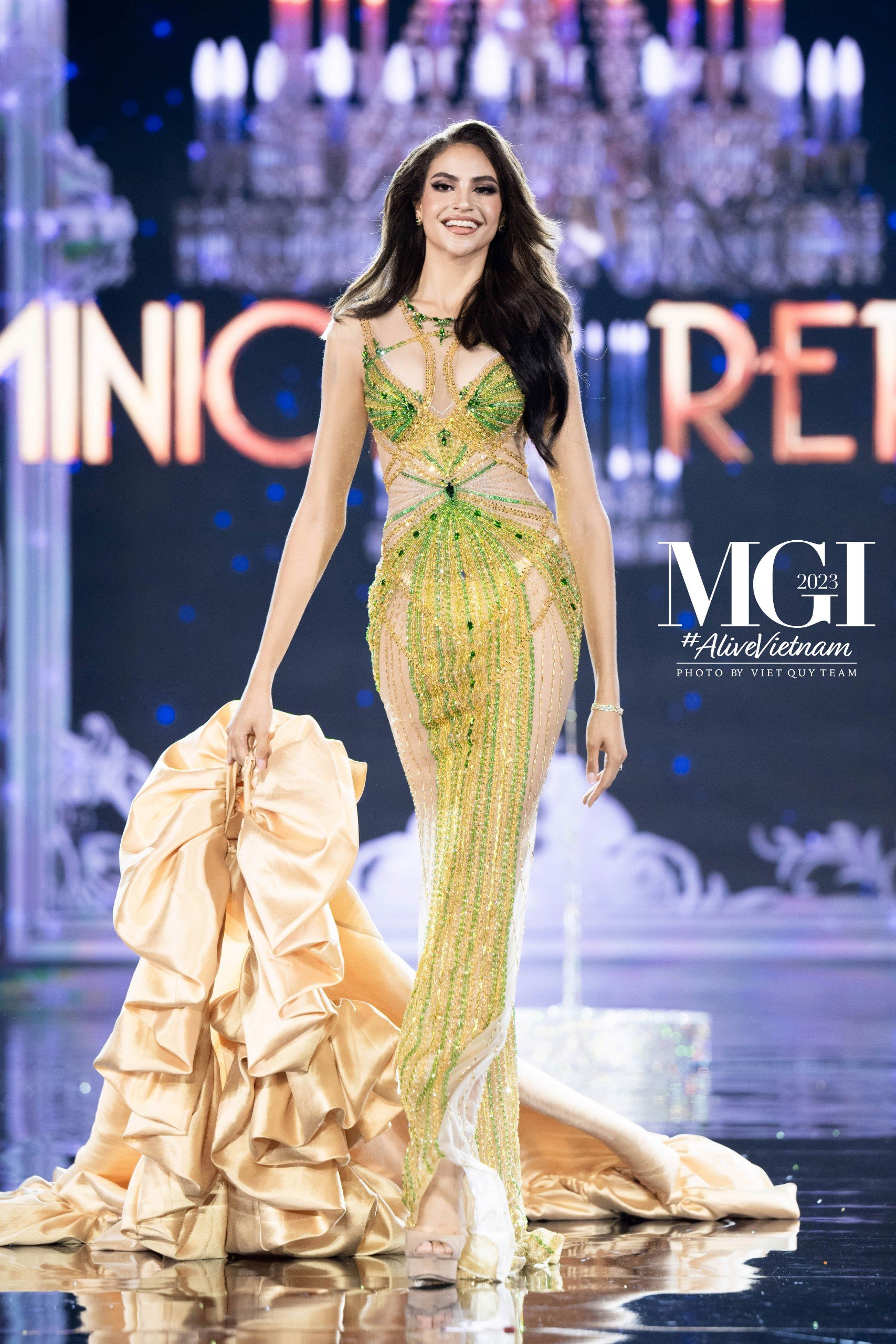 12 mỹ nhân quốc tế diện đầm Nguyễn Minh Tuấn ở bán kết Miss Grand International 2023   - Ảnh 4.