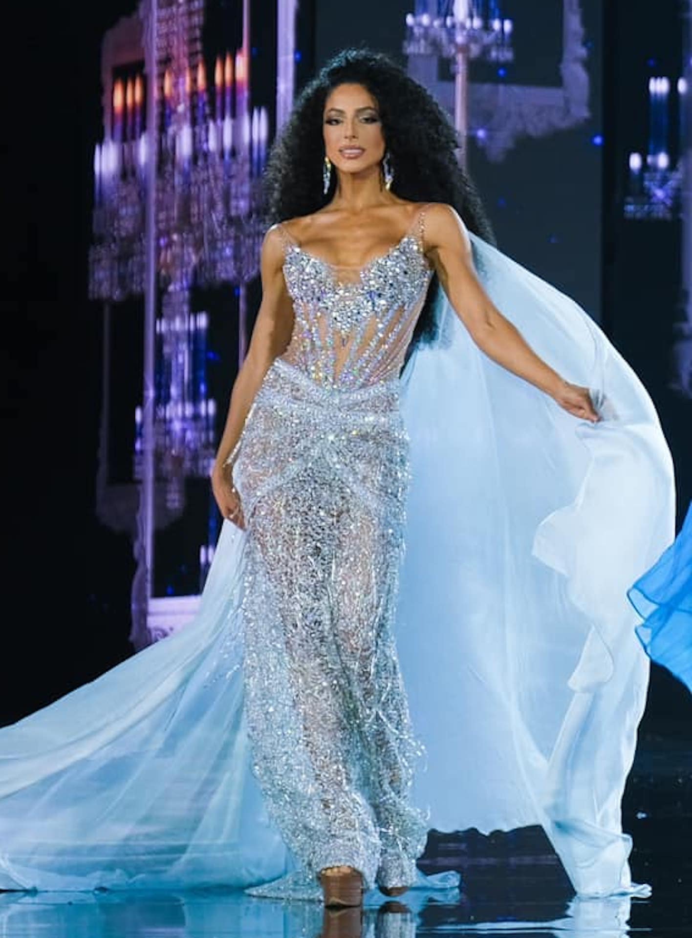 Dàn mỹ nhân Miss Grand International 2023 diễn bốc lửa trong đêm bán kết - Ảnh 11.