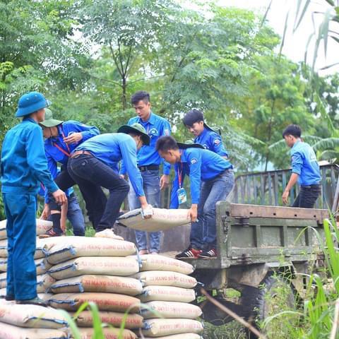 'Ăn cơm nhà vác tù và hàng tổng' - Ảnh 4.