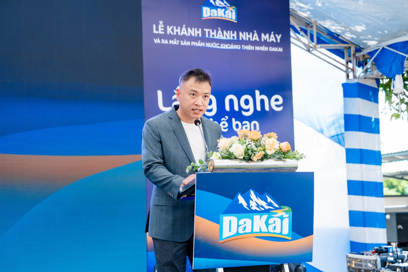 Khánh thành nhà máy và ra mắt sản phẩm nước khoáng Dakai tại Bình Thuận - Ảnh 5. Khánh thành nhà máy và ra mắt sản phẩm nước khoáng Dakai tại Bình Thuận - Ảnh 5.