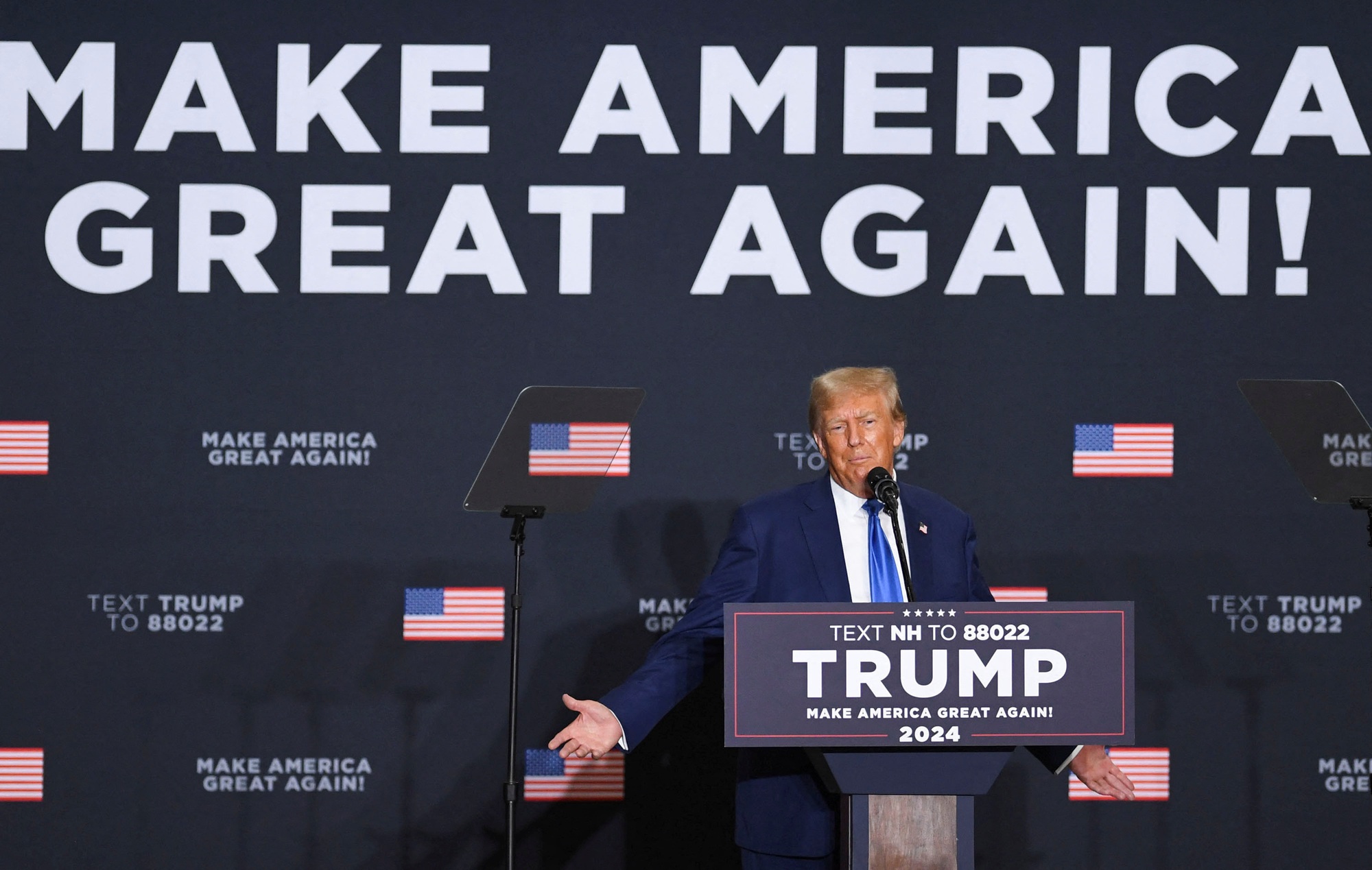 Ông Trump nói Nga lấy cắp kế hoạch tên lửa 'siêu phẩm' của Mỹ - Ảnh 1. Ông Trump nói Nga lấy cắp kế hoạch tên lửa 'siêu phẩm' của Mỹ - Ảnh 1.