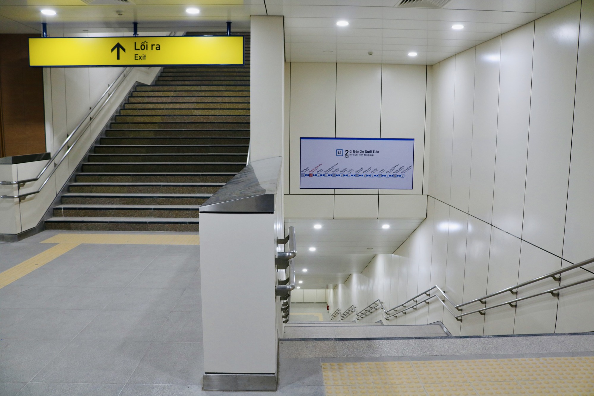 Ngắm ga ngầm tuyến metro số 1 hoàn thành sau gần 10 năm thi công - Ảnh 7. Ngắm ga ngầm tuyến metro số 1 hoàn thành sau gần 10 năm thi công - Ảnh 7.