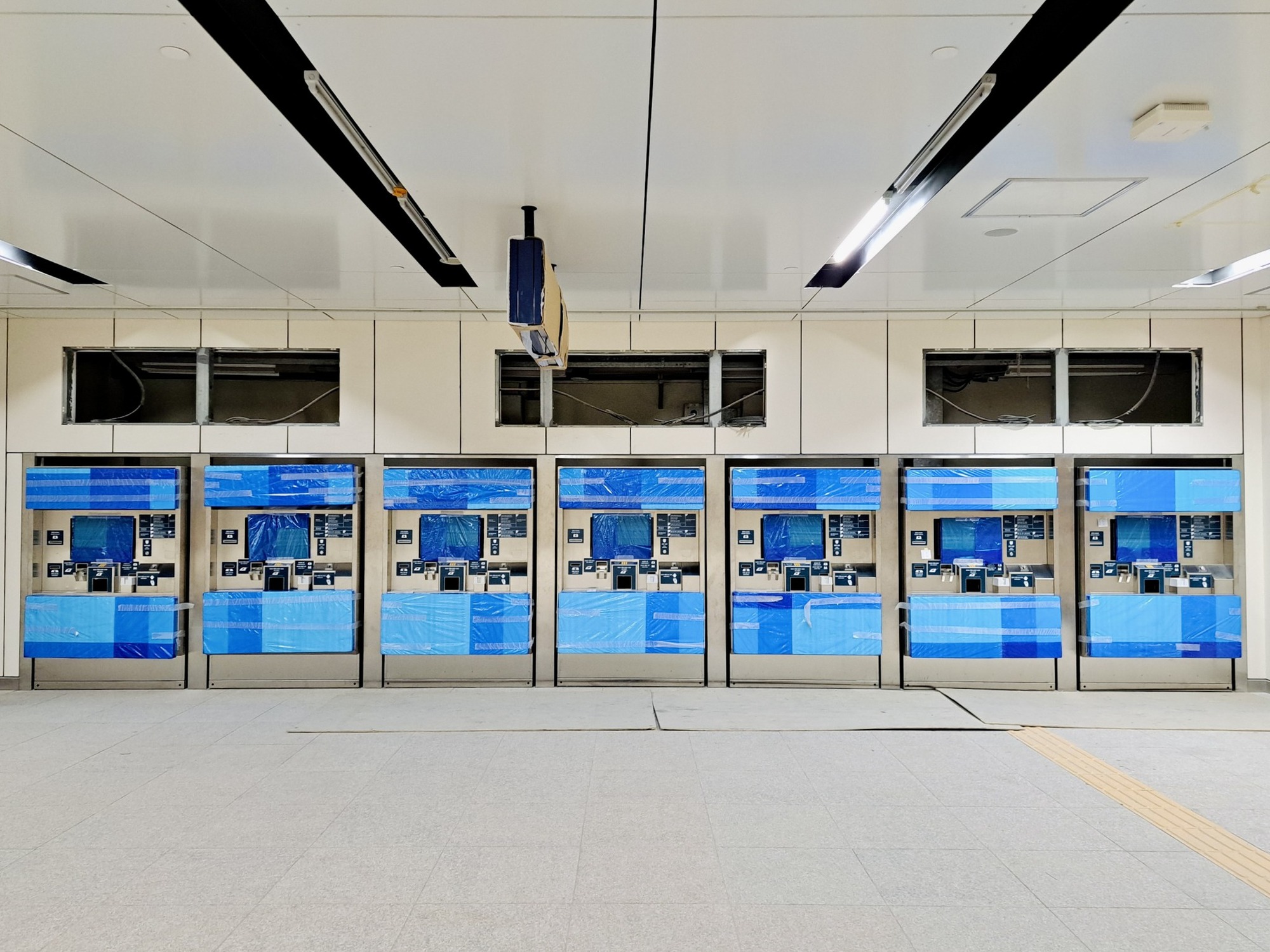 Ngắm ga ngầm tuyến metro số 1 hoàn thành sau gần 10 năm thi công - Ảnh 6.