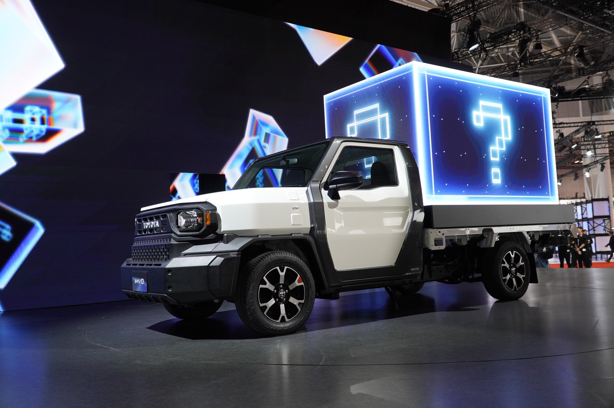 Dàn xe Toyota đến từ tương lai khiến người Nhật cũng phải trầm trồ - Ảnh 8. Dàn xe Toyota đến từ tương lai khiến người Nhật cũng phải trầm trồ - Ảnh 8.
