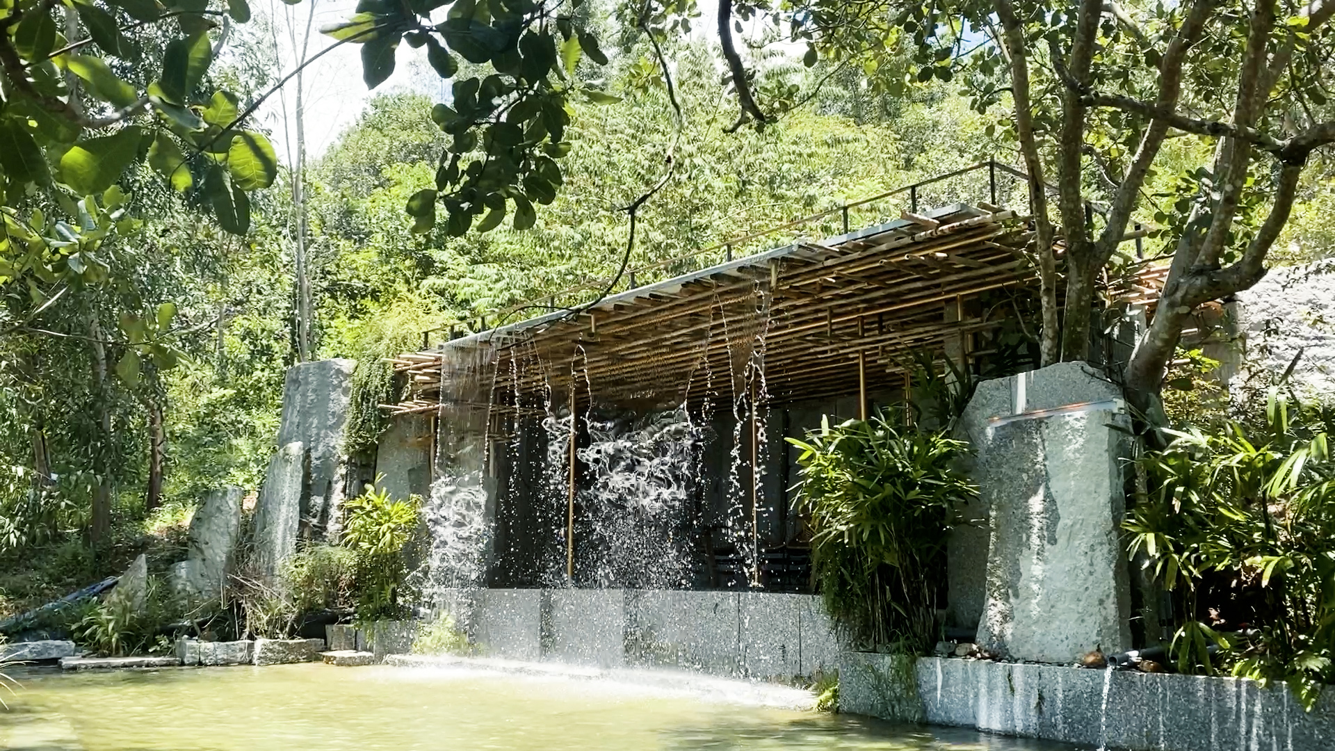 Xu hướng tắm ta ‘hút’ khách Việt: Tắm cùng nhau, trở về với thiên nhiên - Ảnh 3.