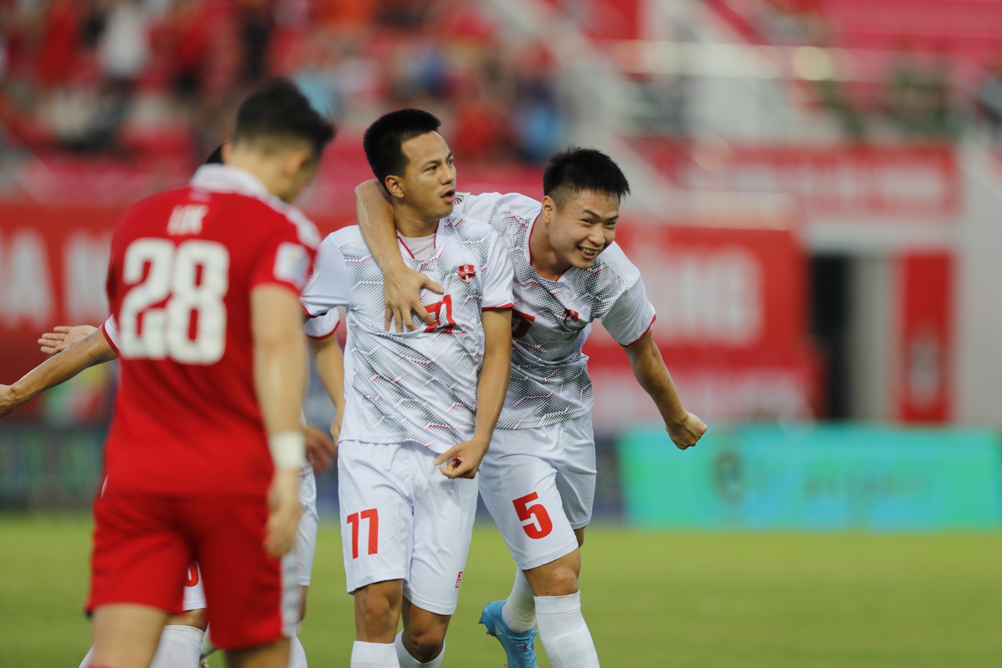 CLB Hải Phòng thắng nghẹt thở tại AFC Cup, thắp sáng hy vọng đi tiếp - Ảnh 1.