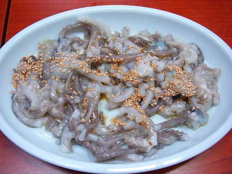 4. Cảnh báo từ chuyên gia và báo chí Việt Nam
