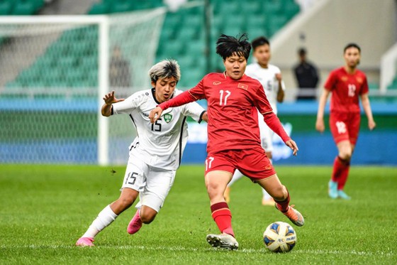 Đội tuyển nữ Việt Nam thua Uzbekistan, cửa đến Olympic hẹp lại - Ảnh 2.
