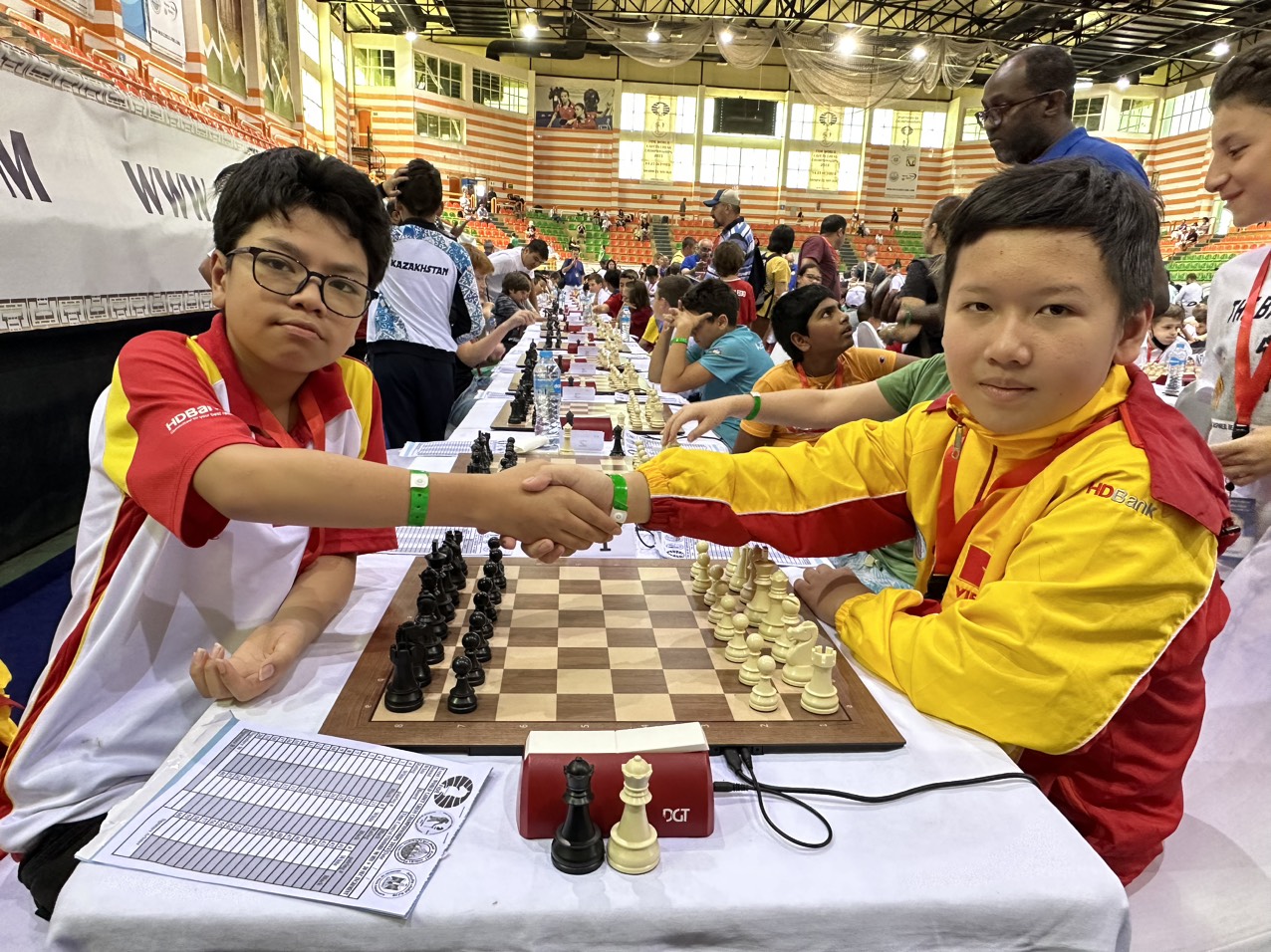 Việt Nam có nhà vô địch thế giới thứ 9 ở giải cờ vua trẻ - Ảnh 2.