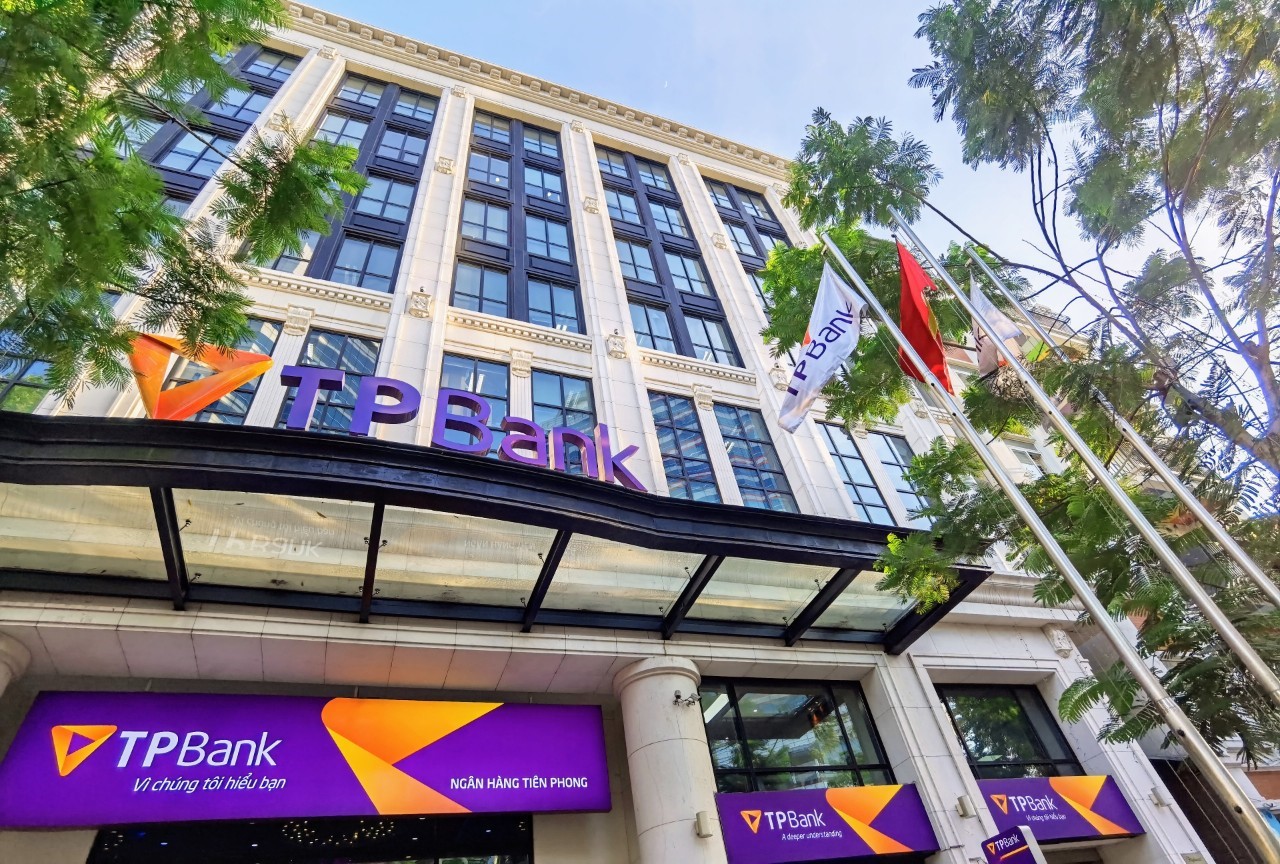 TPBank tiếp tục được The Asian Banker vinh danh ngân hàng vững mạnh hàng đầu Việt Nam - Ảnh 1.