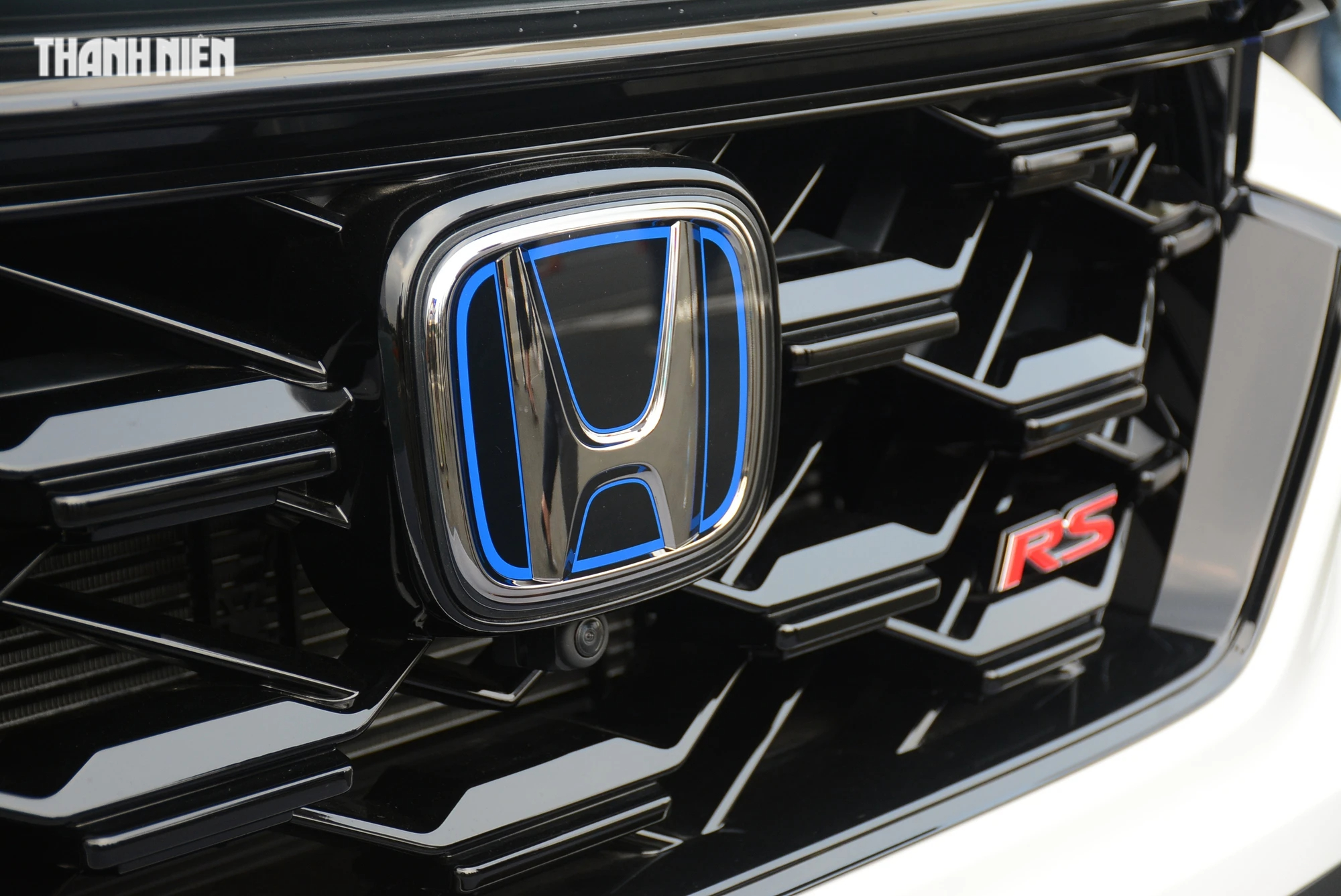 CR-V e:HEV RS - xe hybrid đầu tiên của Honda tại Việt Nam có gì đặc biệt? - Ảnh 12.
