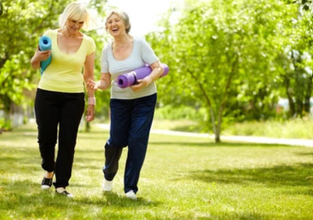 Phát hiện cách tập thể dục cho người từ 50 tuổi giúp sống thọ hơn - Ảnh 1.
