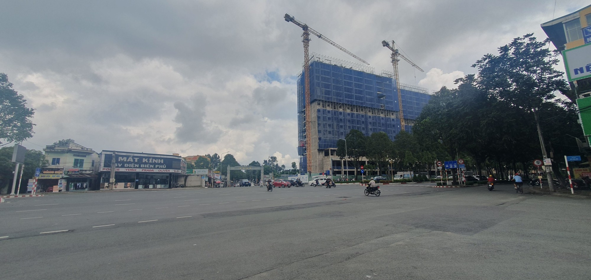 Mua nhà ở xã hội: Địa phương xác nhận bên ngoài hồ sơ, có hợp lệ không? - Ảnh 1. Mua nhà ở xã hội: Địa phương xác nhận bên ngoài hồ sơ, có hợp lệ không? - Ảnh 1.